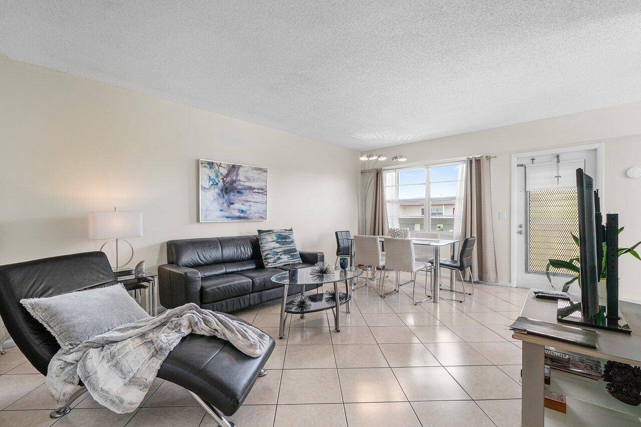 Boca Raton, FL 33434,281 Fanshaw G