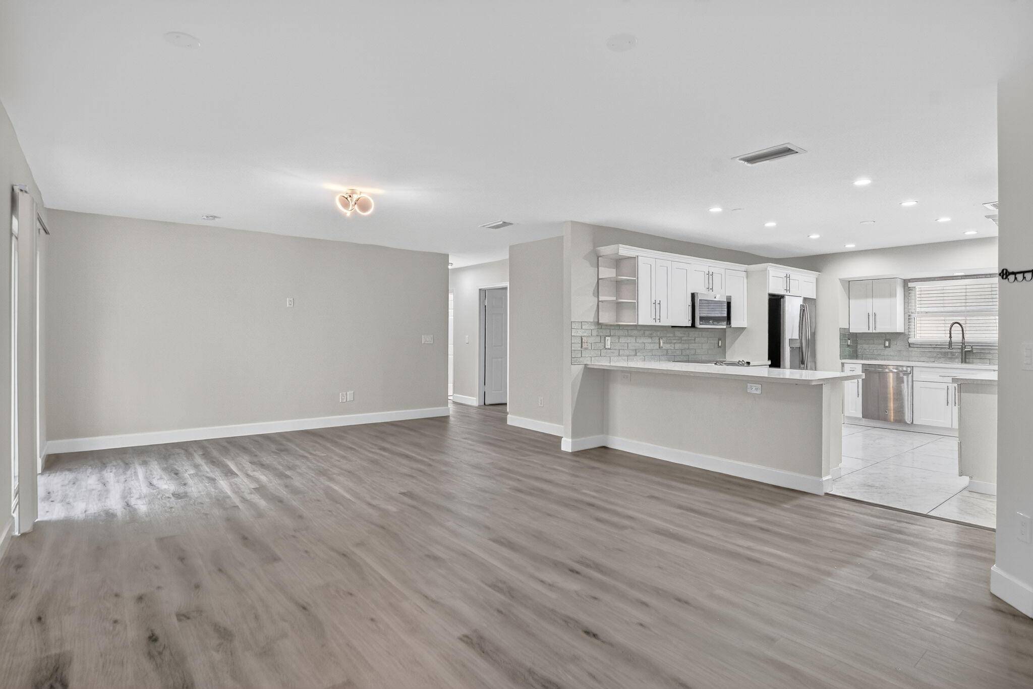 Boynton Beach, FL 33435,731 NE 8th AVE
