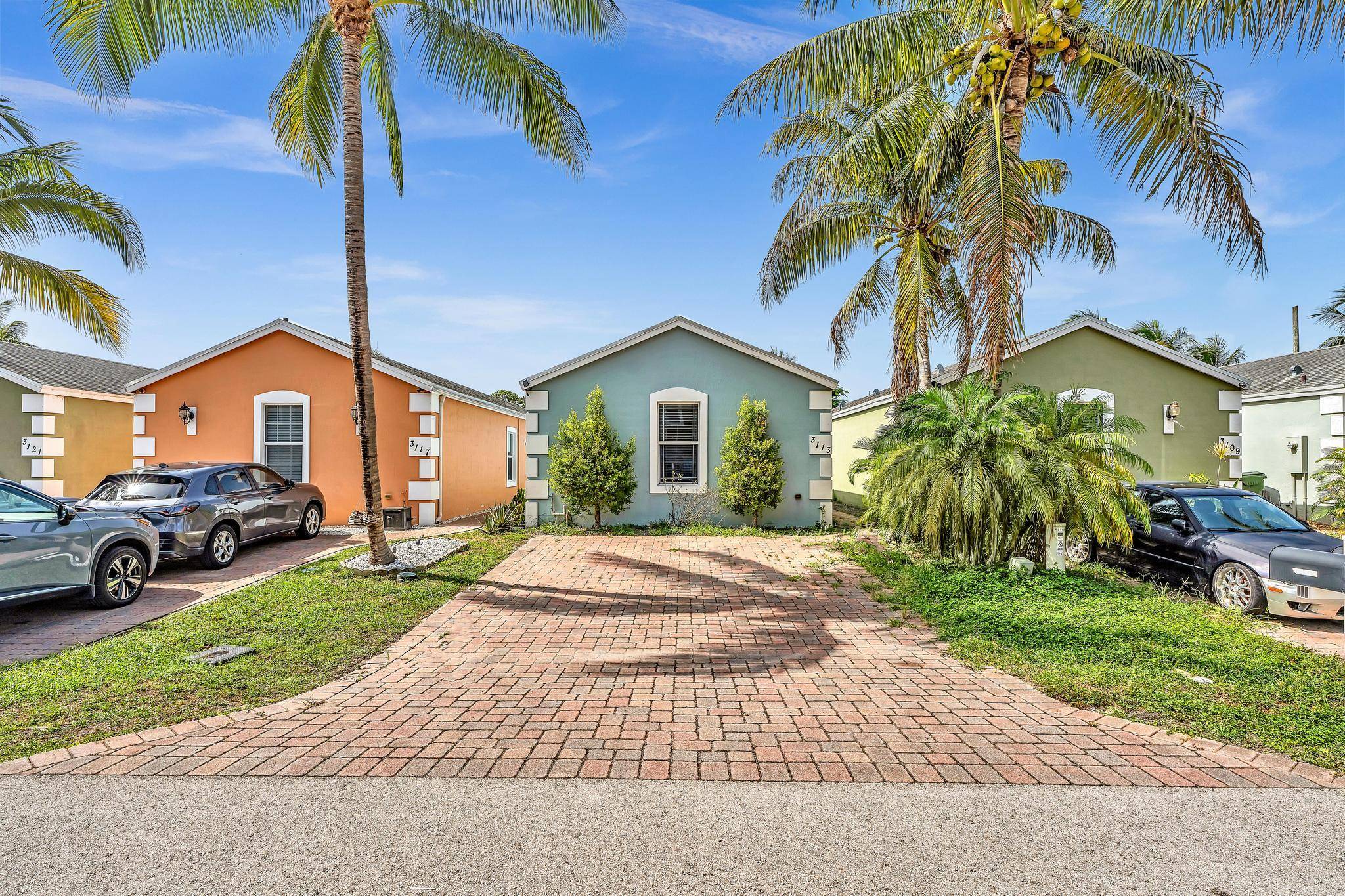 Palm Springs, FL 33461,3113 Shelby WAY