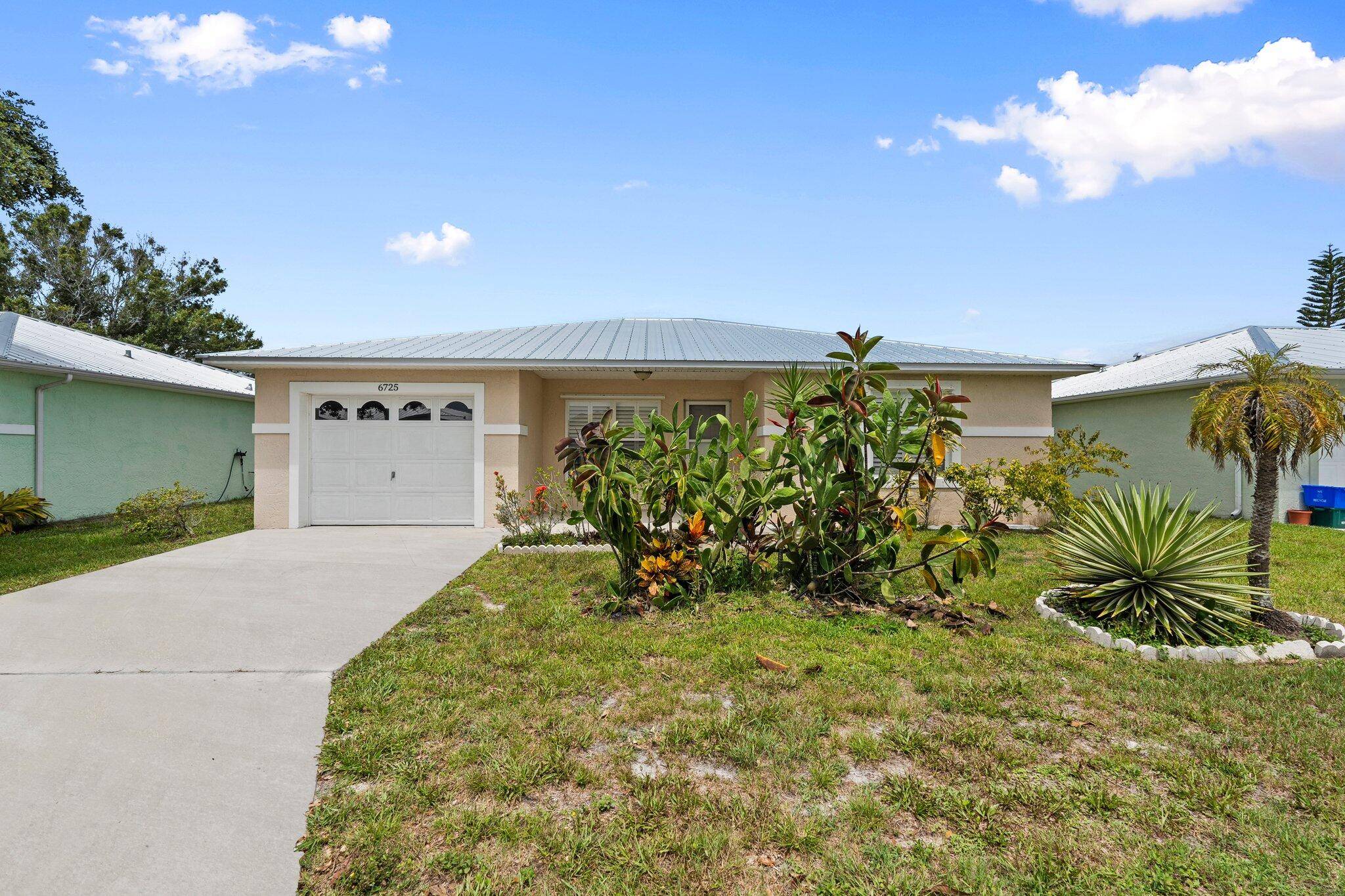 Fort Pierce, FL 34951,6725 Tulipan