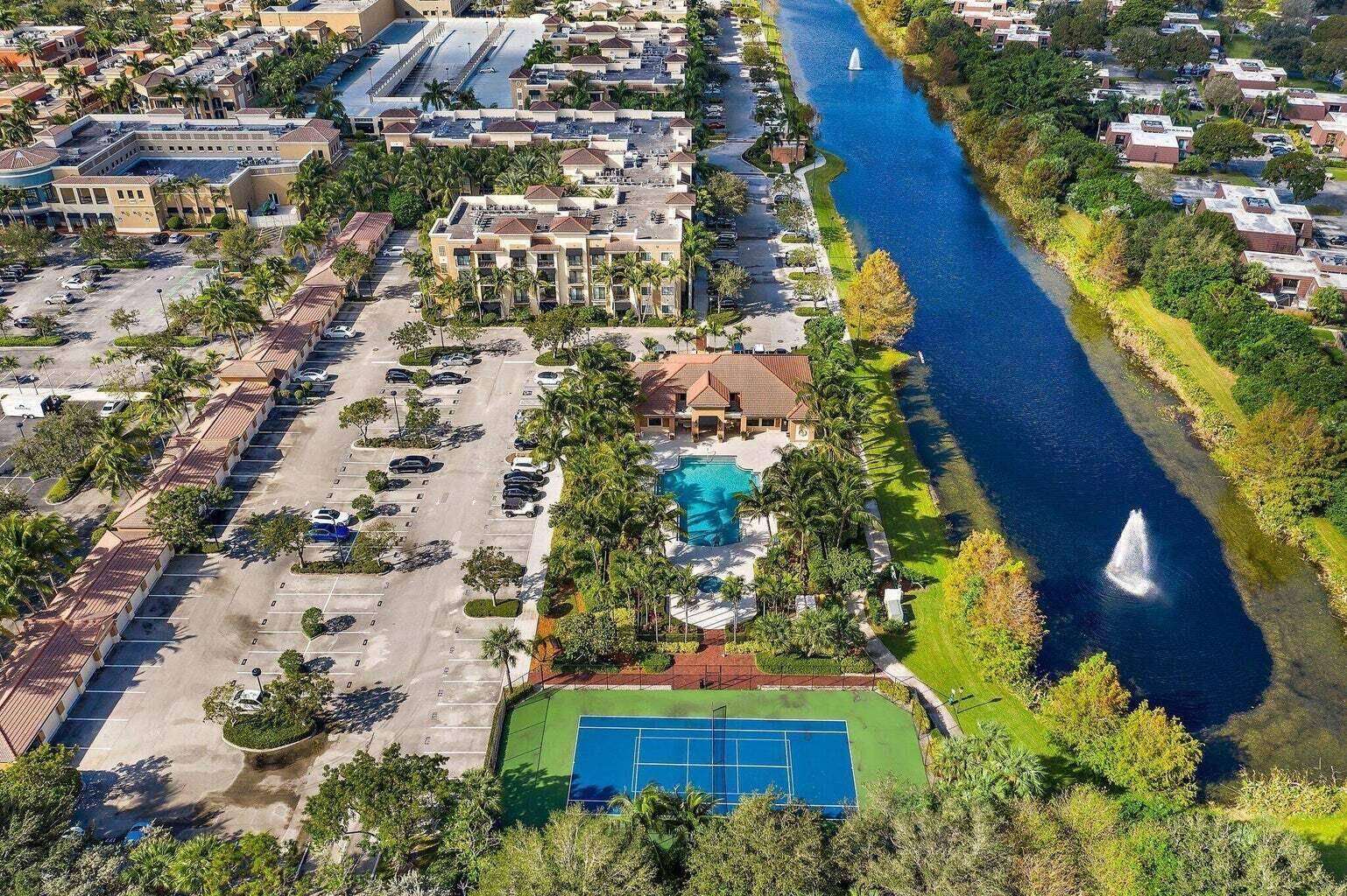 Palm Beach Gardens, FL 33418,4905 Midtown LN 2411