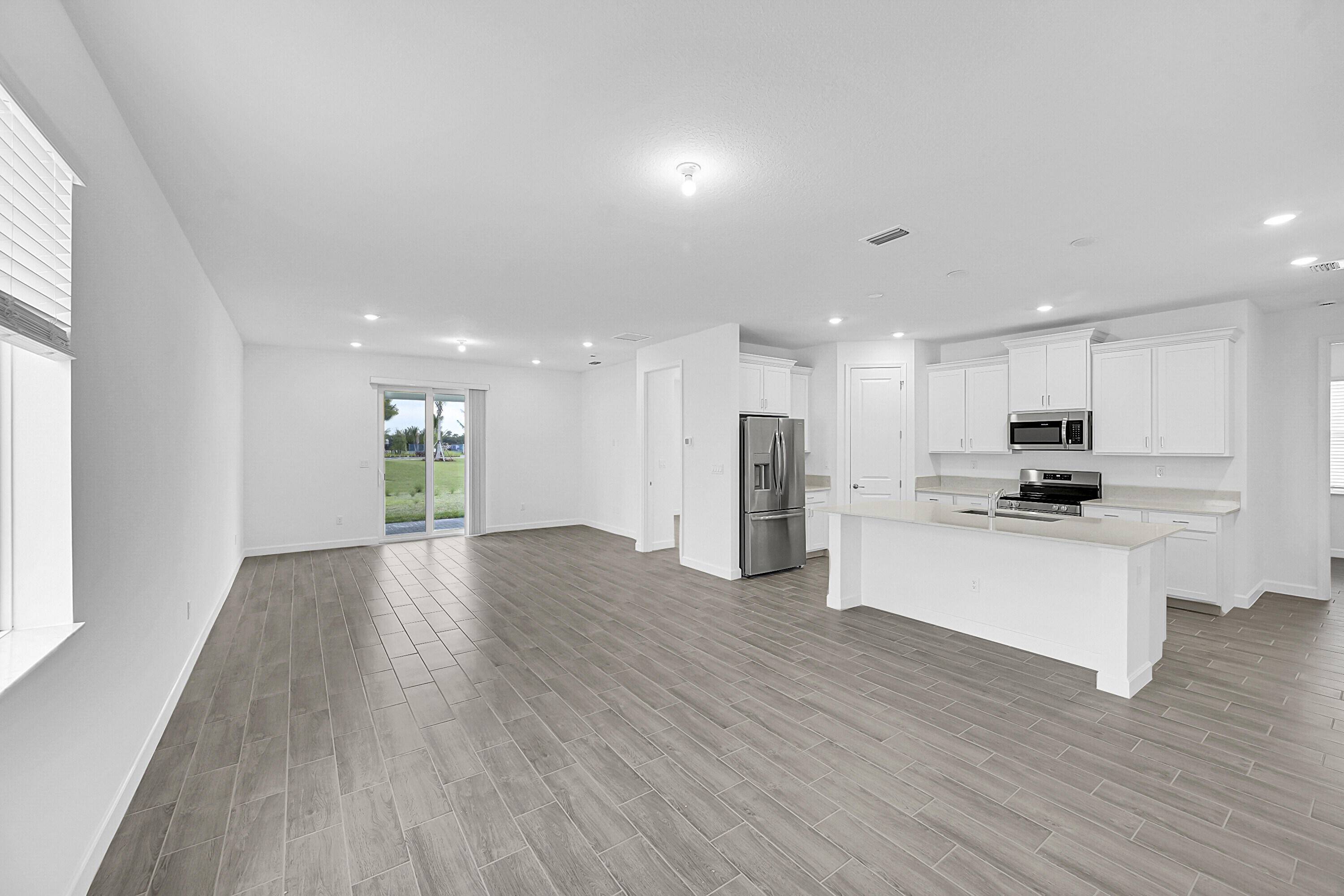 Fort Pierce, FL 34946,3587 Angler DR