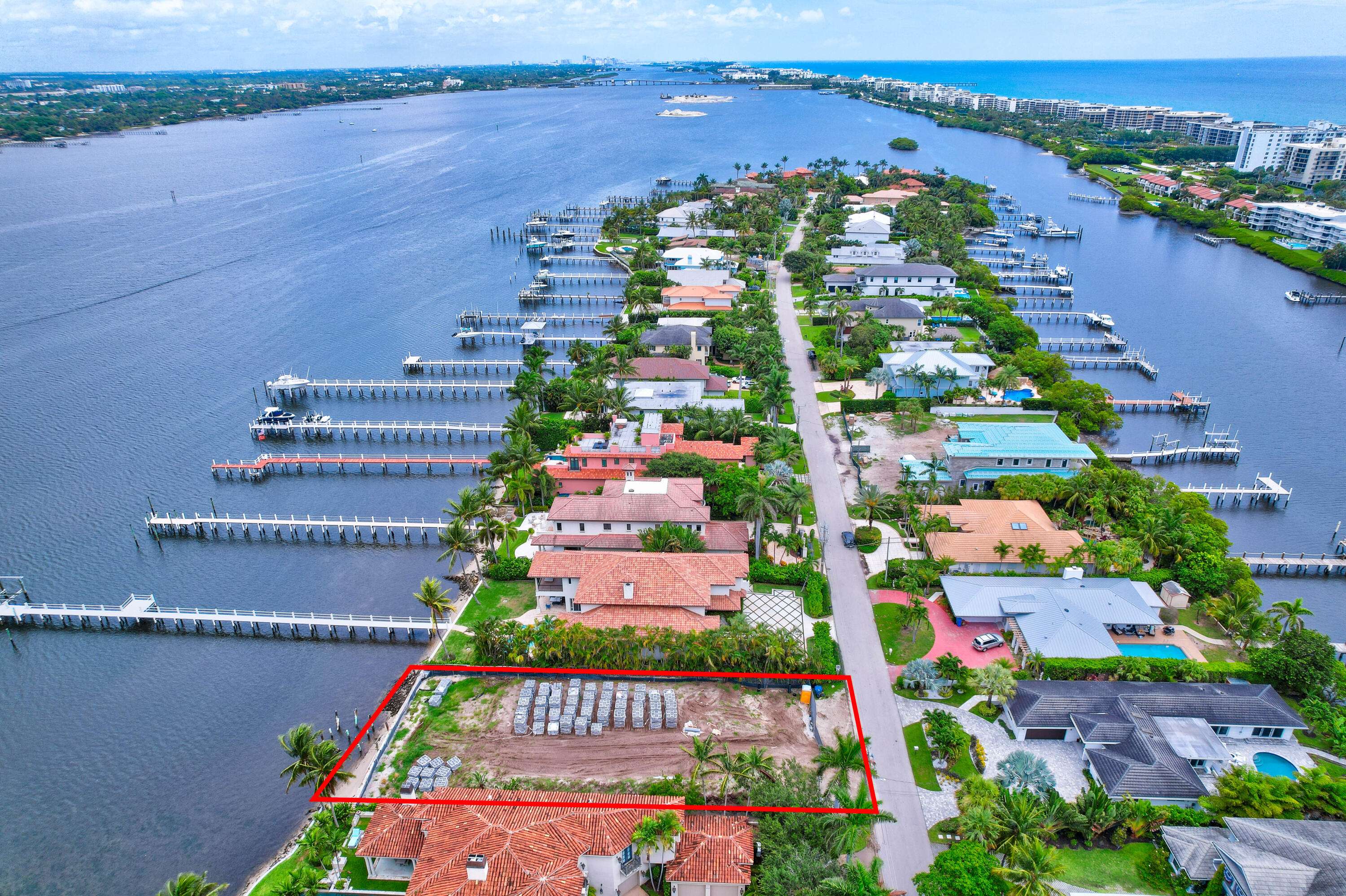 Lantana, FL 33462,819 N Atlantic DR