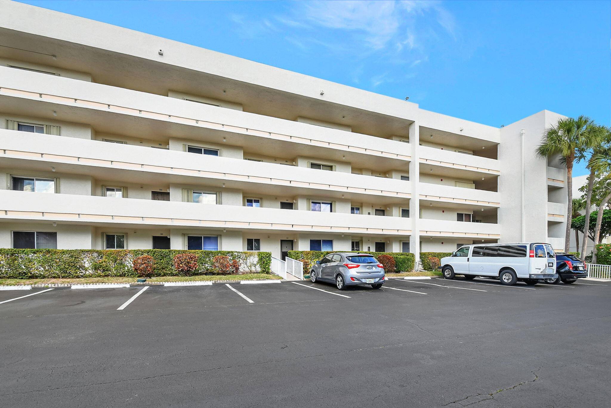 Lake Worth, FL 33467,3186 Via Poinciana DR 304