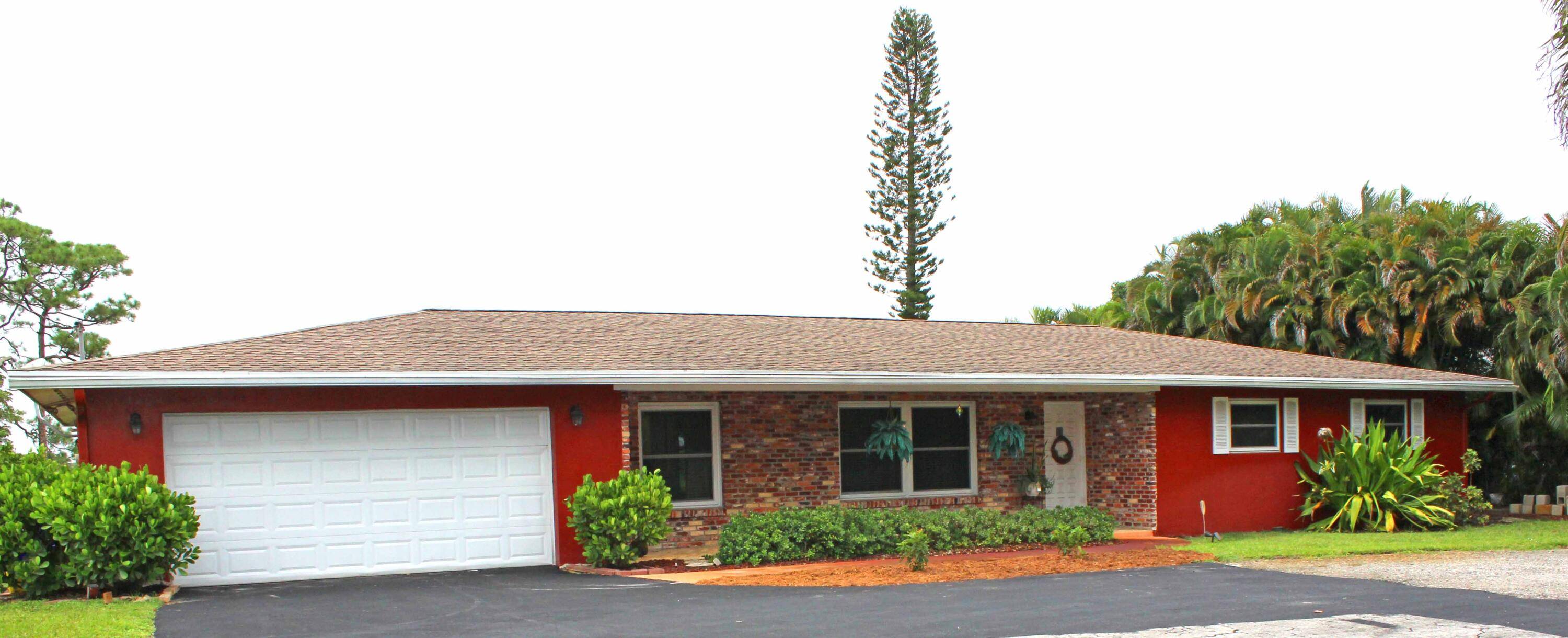 Stuart, FL 34996,2432 SE St Lucie BLVD