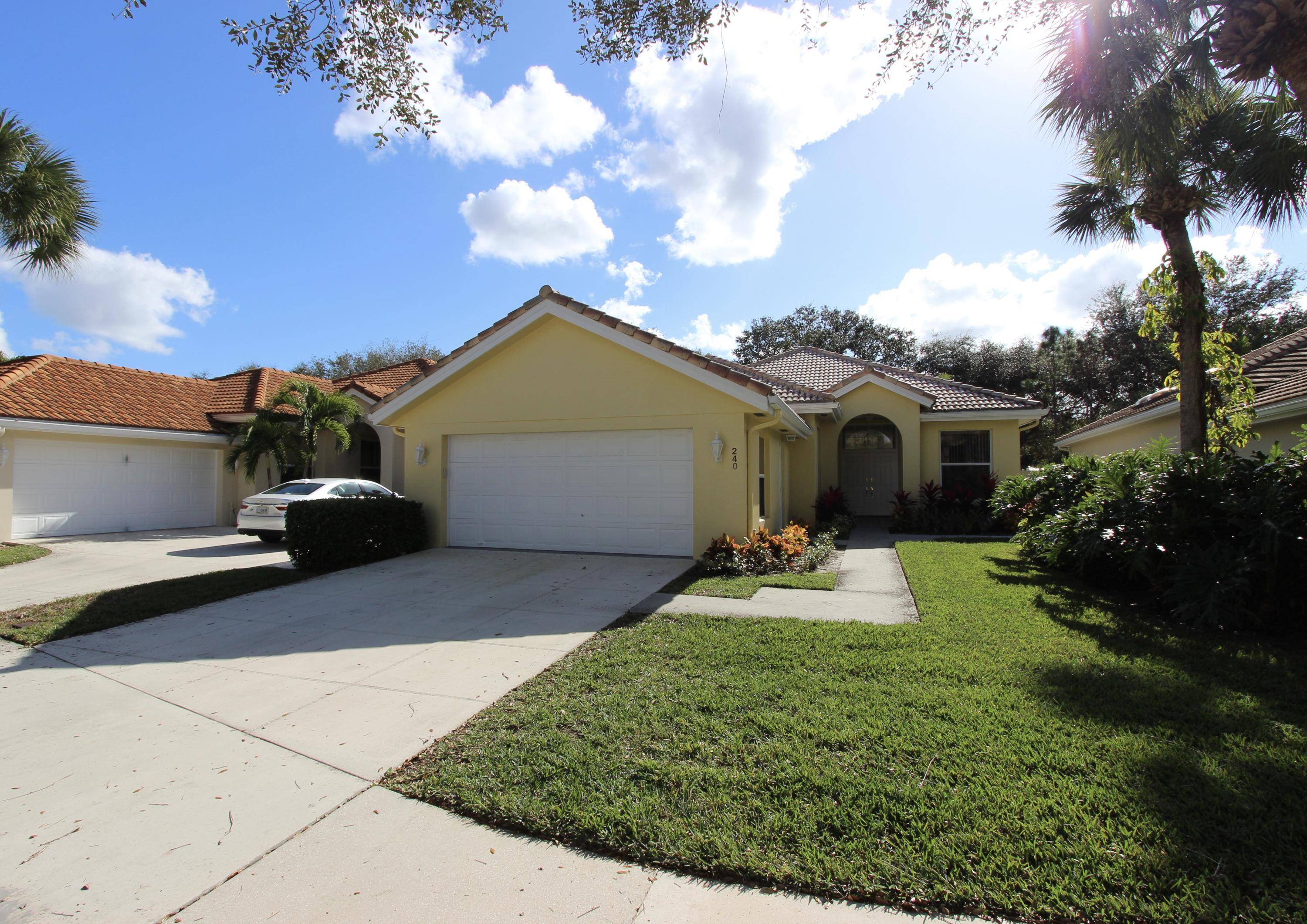 Jupiter, FL 33458,240 Sussex CIR