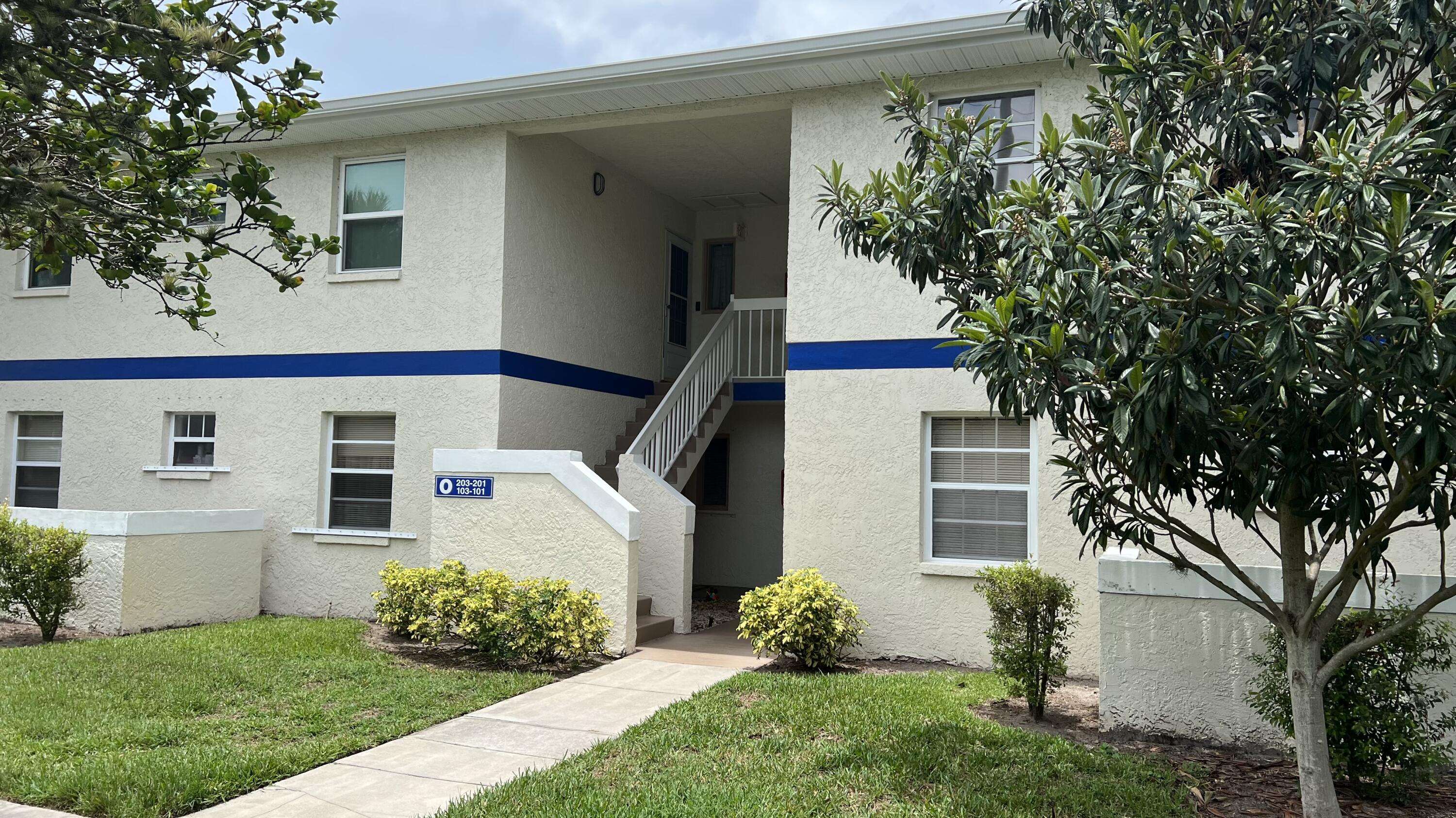 Port Saint Lucie, FL 34952,1532 SE Royal Green CIR 201