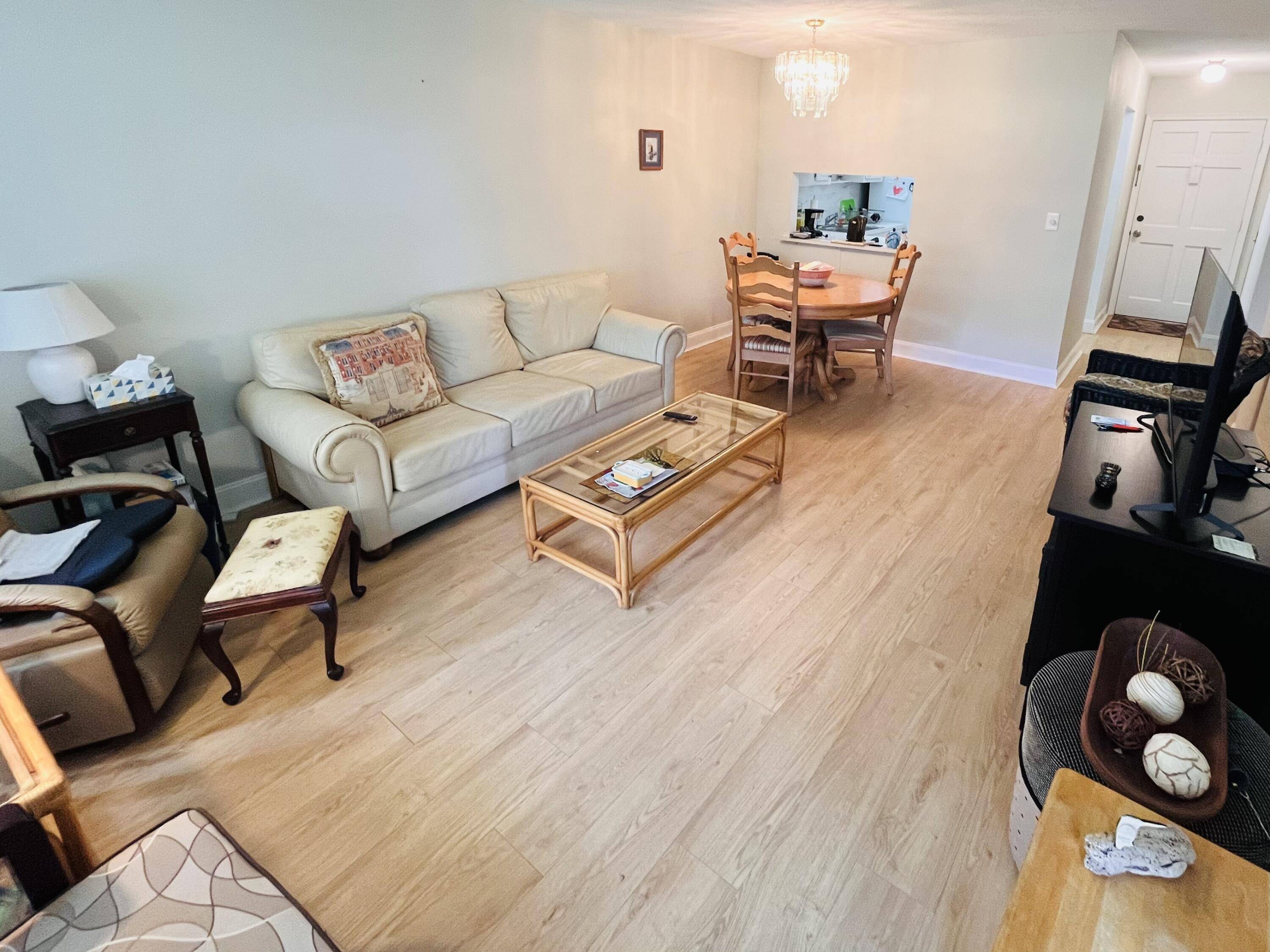 Lake Worth, FL 33461,2812 S Garden DR 206