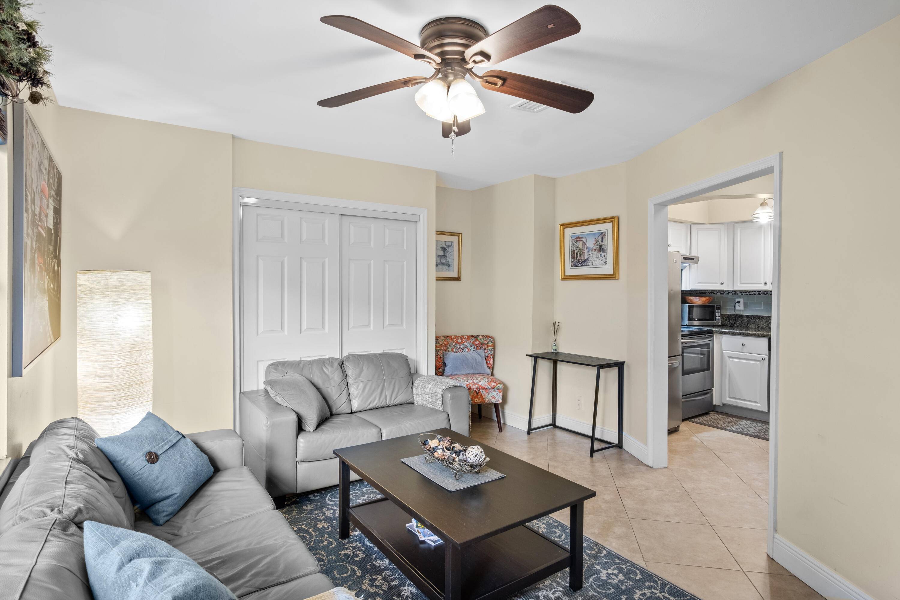 Delray Beach, FL 33444,803 NE 2nd AVE
