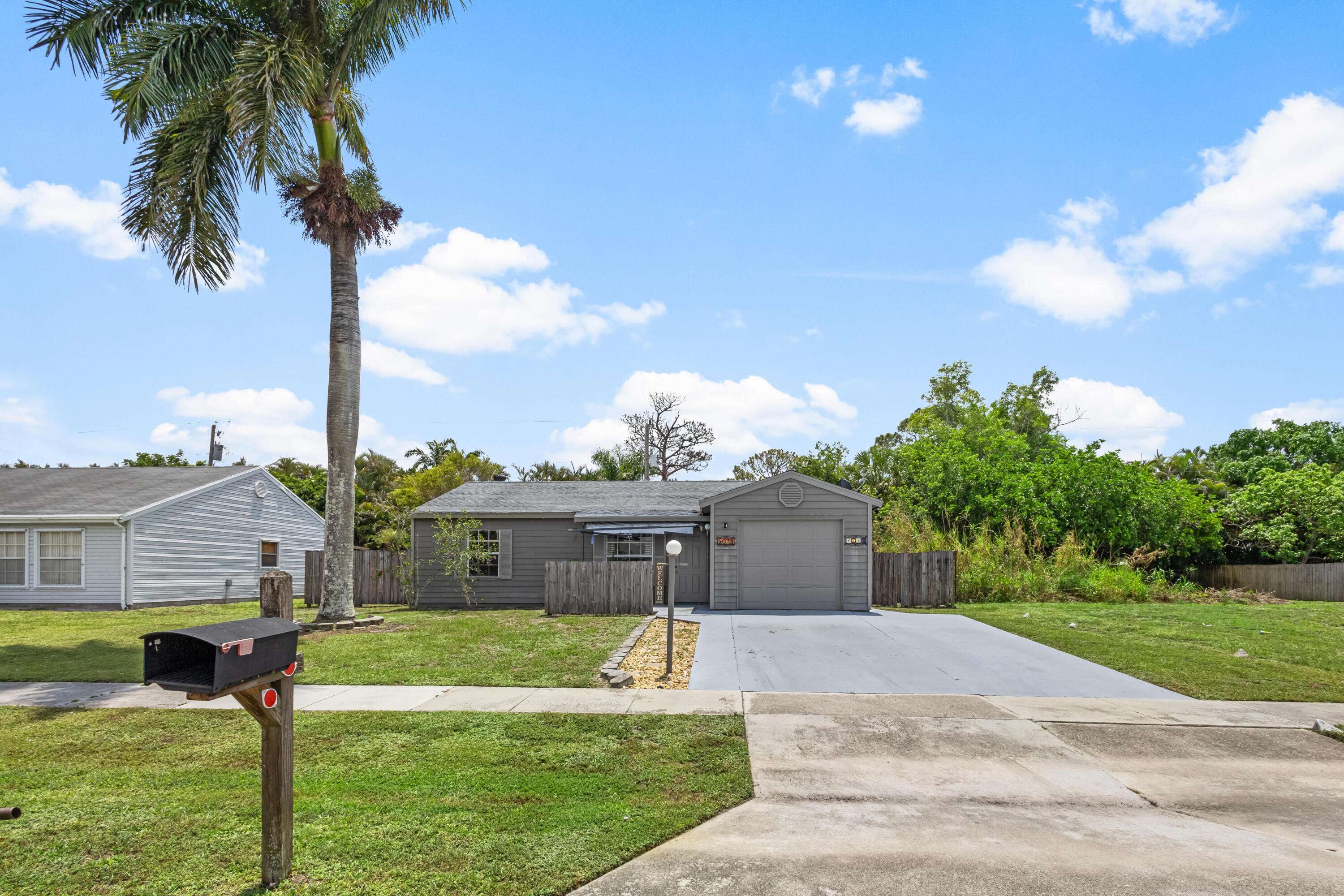 Lake Worth, FL 33467,5078 E Canal CIR