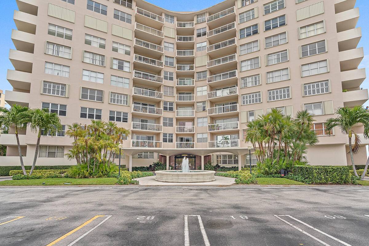 West Palm Beach, FL 33407,2600 N Flagler DR 211