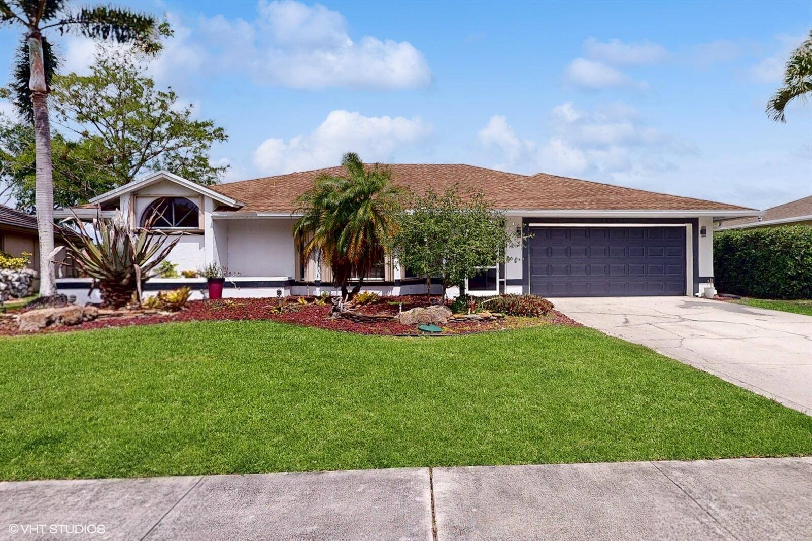 Wellington, FL 33414,13947 Geranium PL