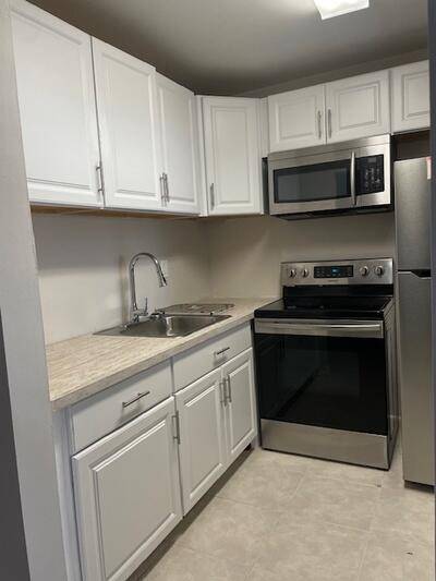 West Palm Beach, FL 33417,37 Kingswood B 37