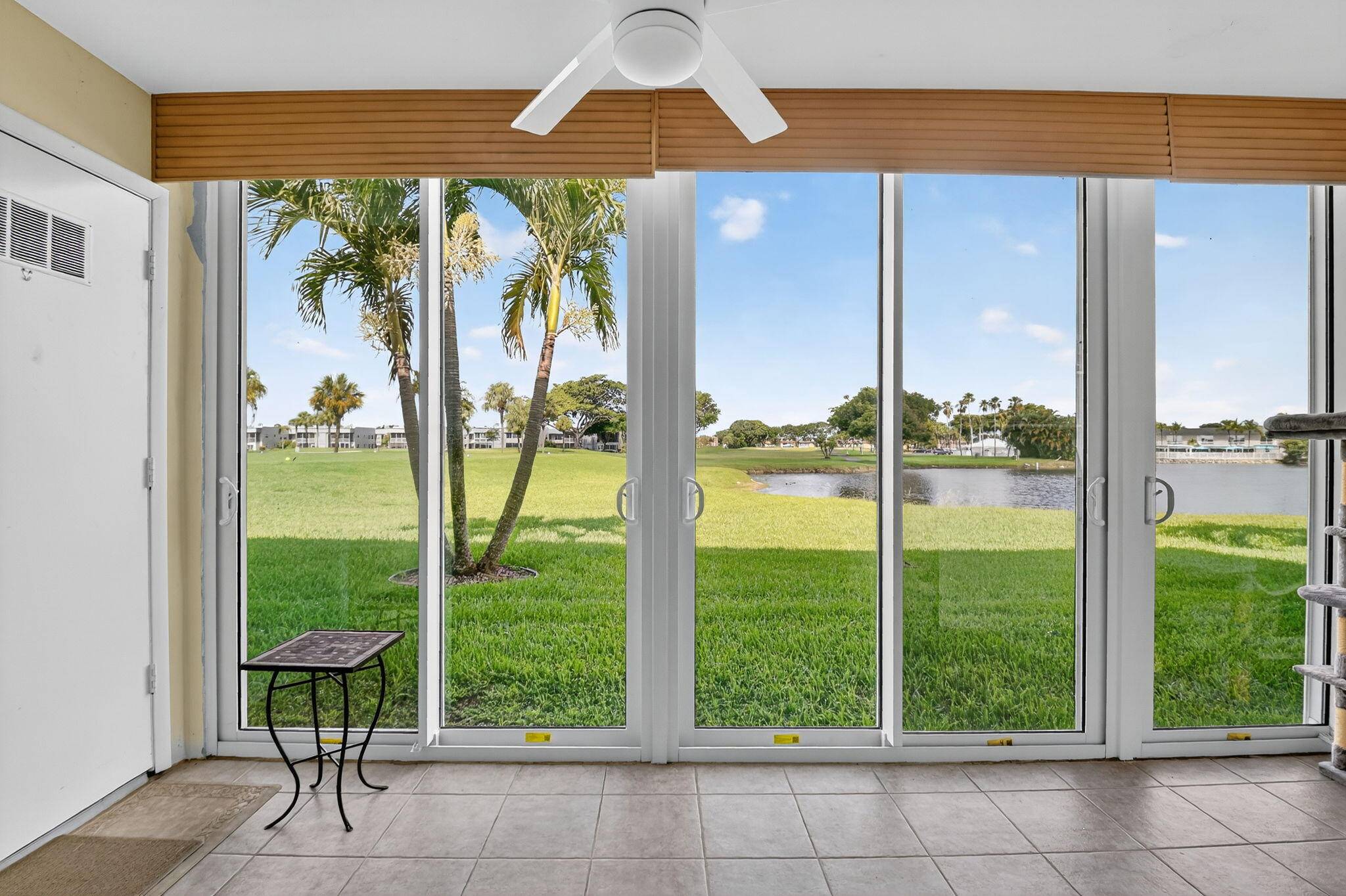 Delray Beach, FL 33484,5 Capri A