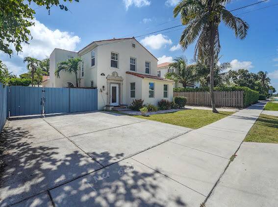 Delray Beach, FL 33444,910 NE 2nd AVE