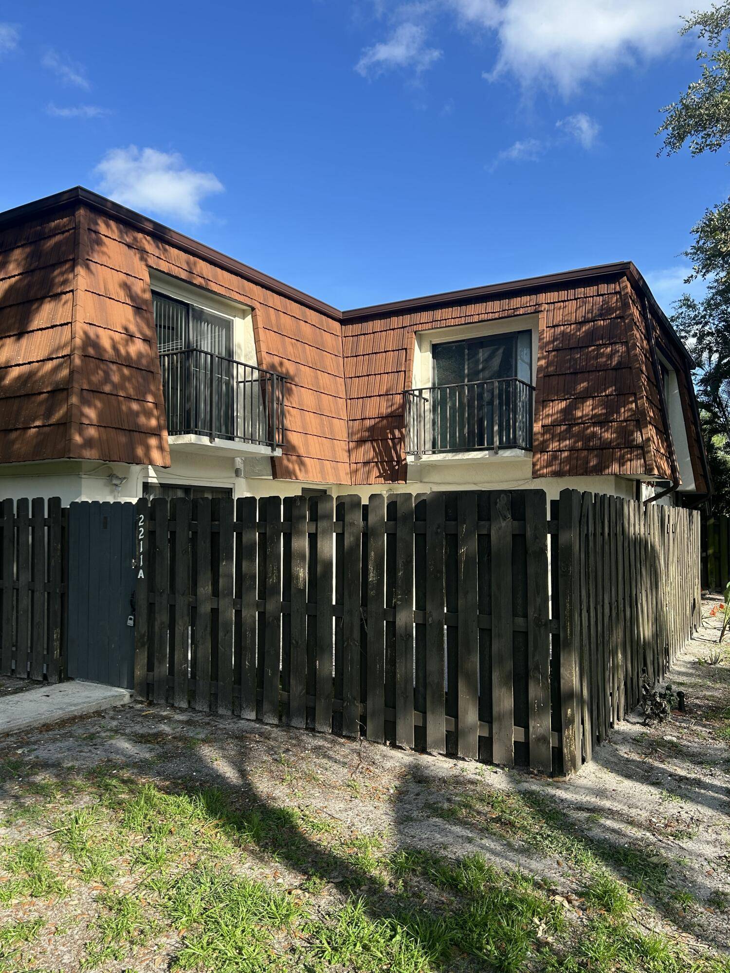 Greenacres, FL 33415,2211 White Pine CIR A