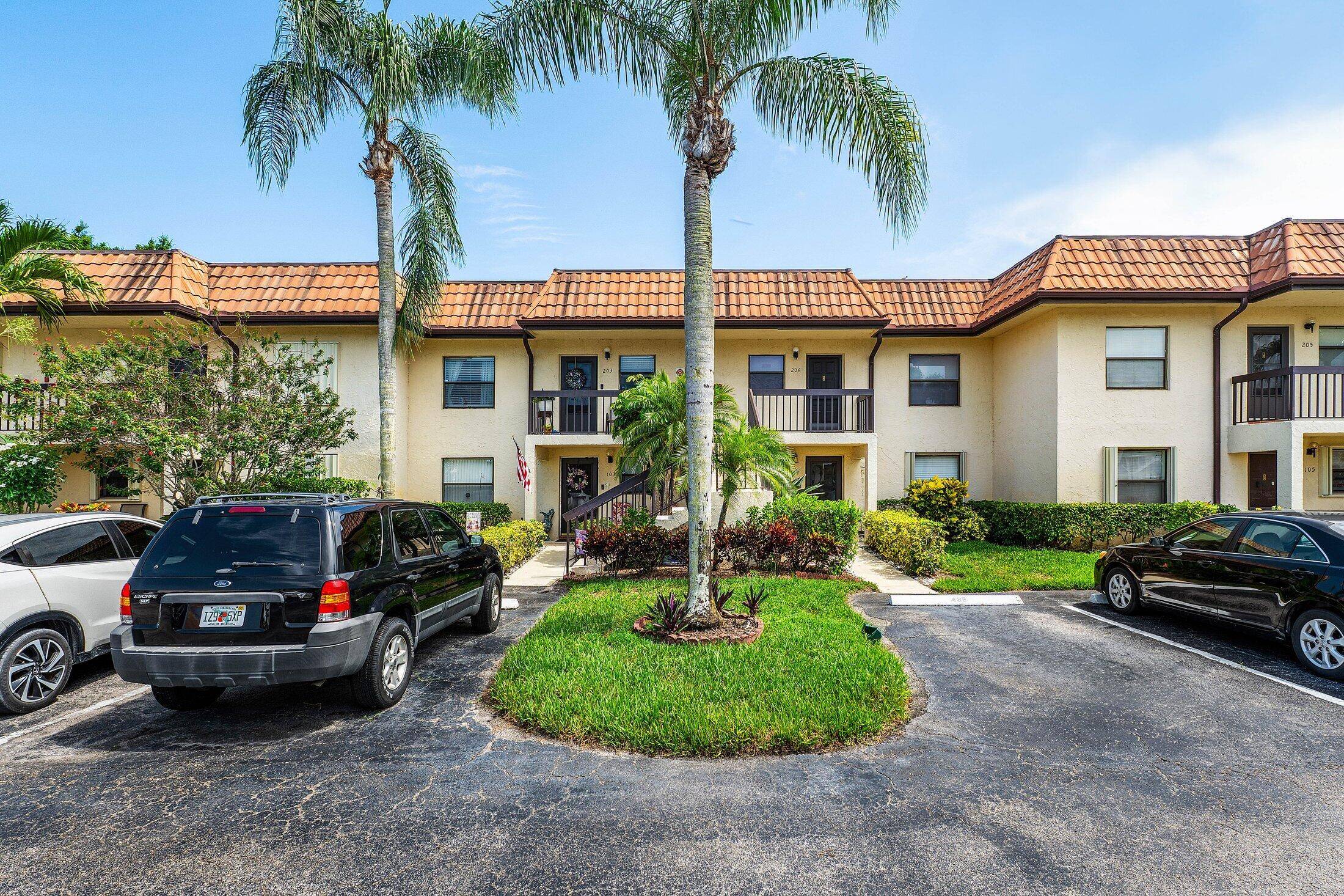 Lake Worth, FL 33467,7142 Golf Colony CT 203