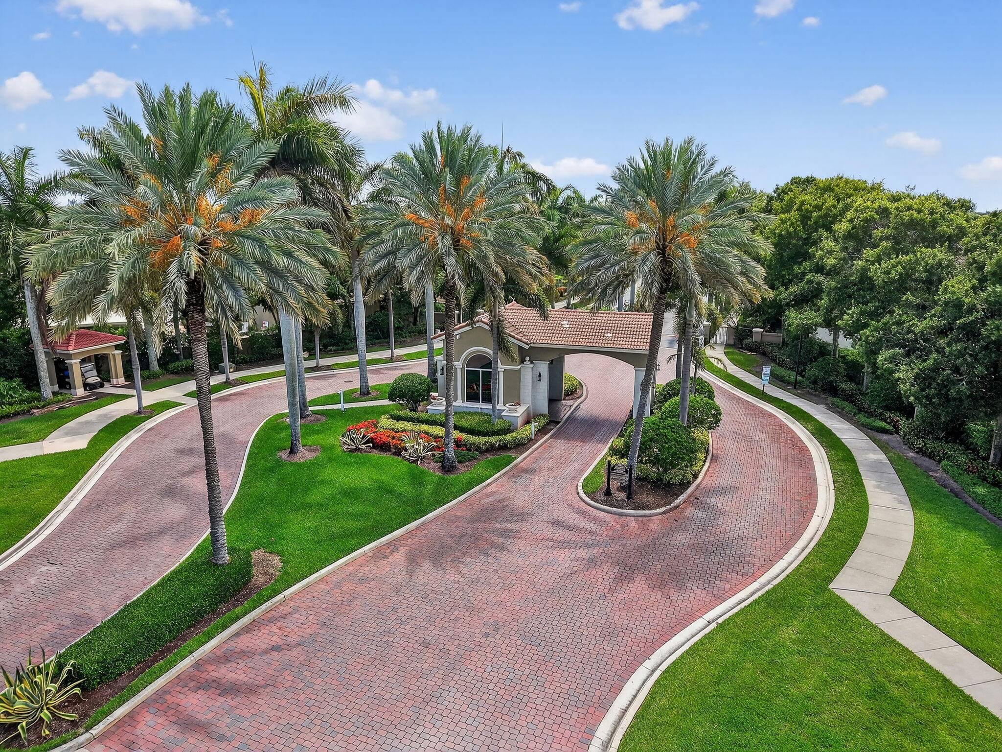 Lake Worth, FL 33463,5221 Sancerre CIR