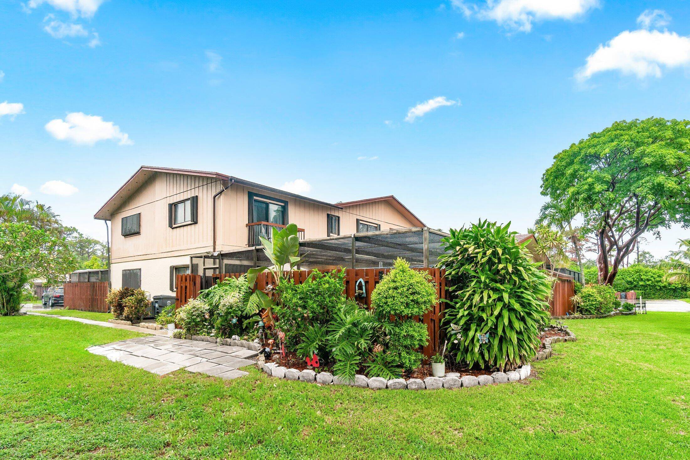 Lake Worth, FL 33463,4251 S Landar DR