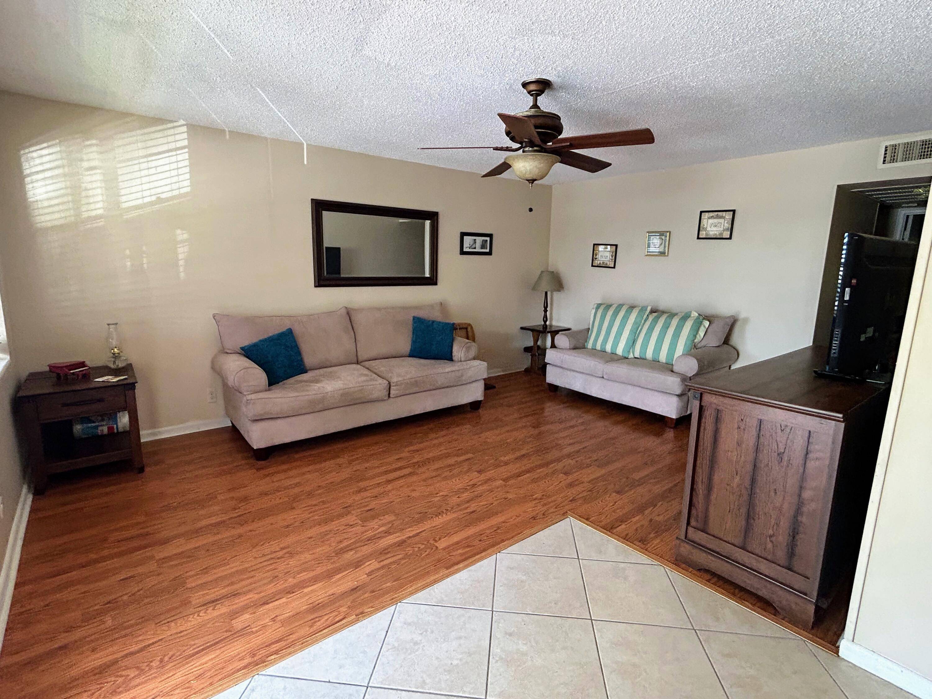 West Palm Beach, FL 33417,92 Kent F