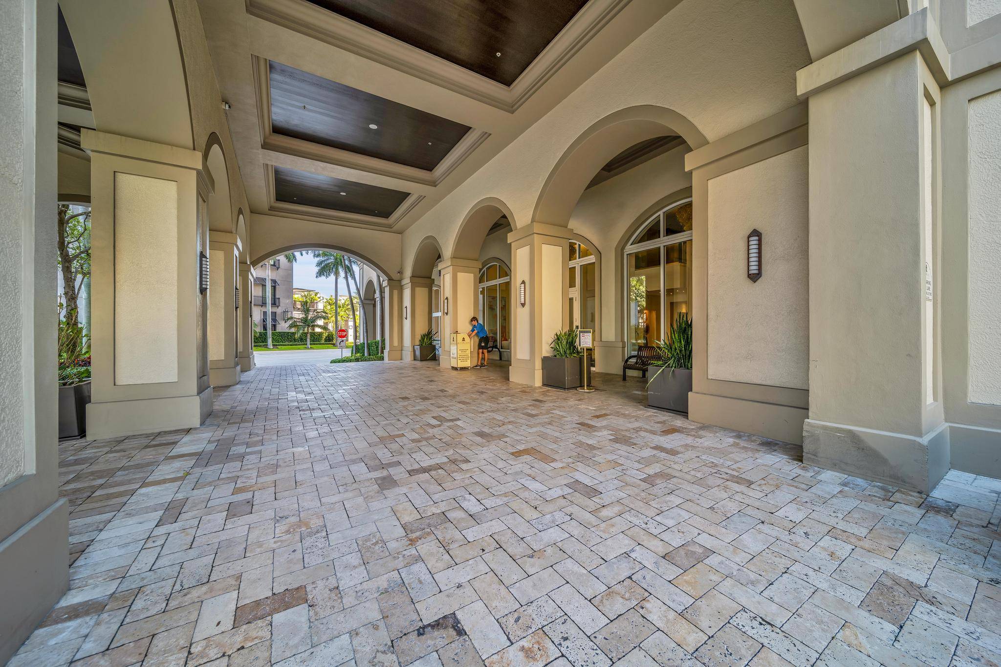 West Palm Beach, FL 33401,550 Okeechobee BLVD 1709