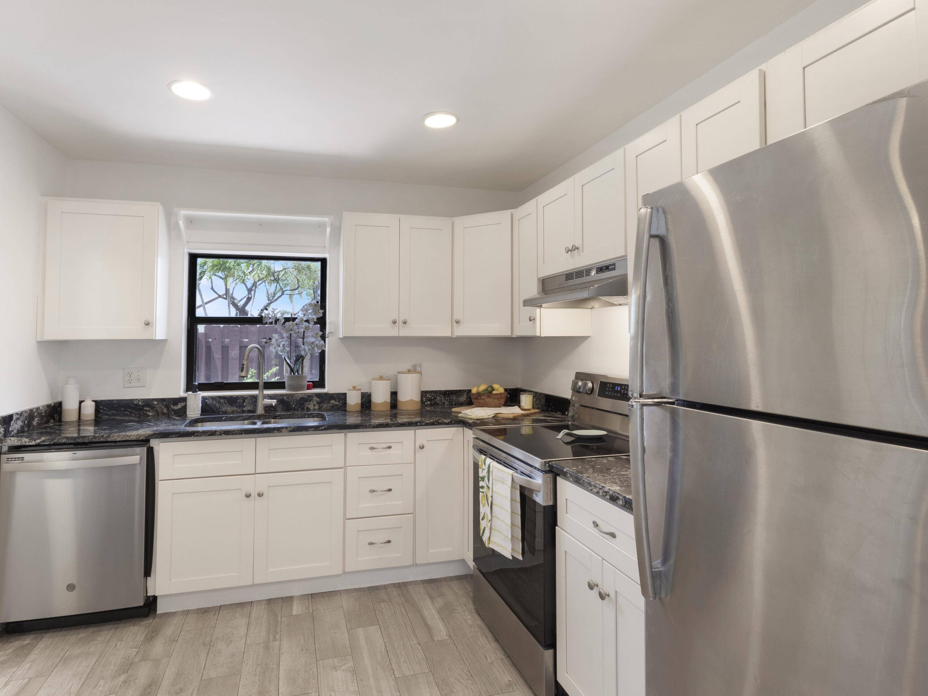 West Palm Beach, FL 33415,1913 Abbey RD