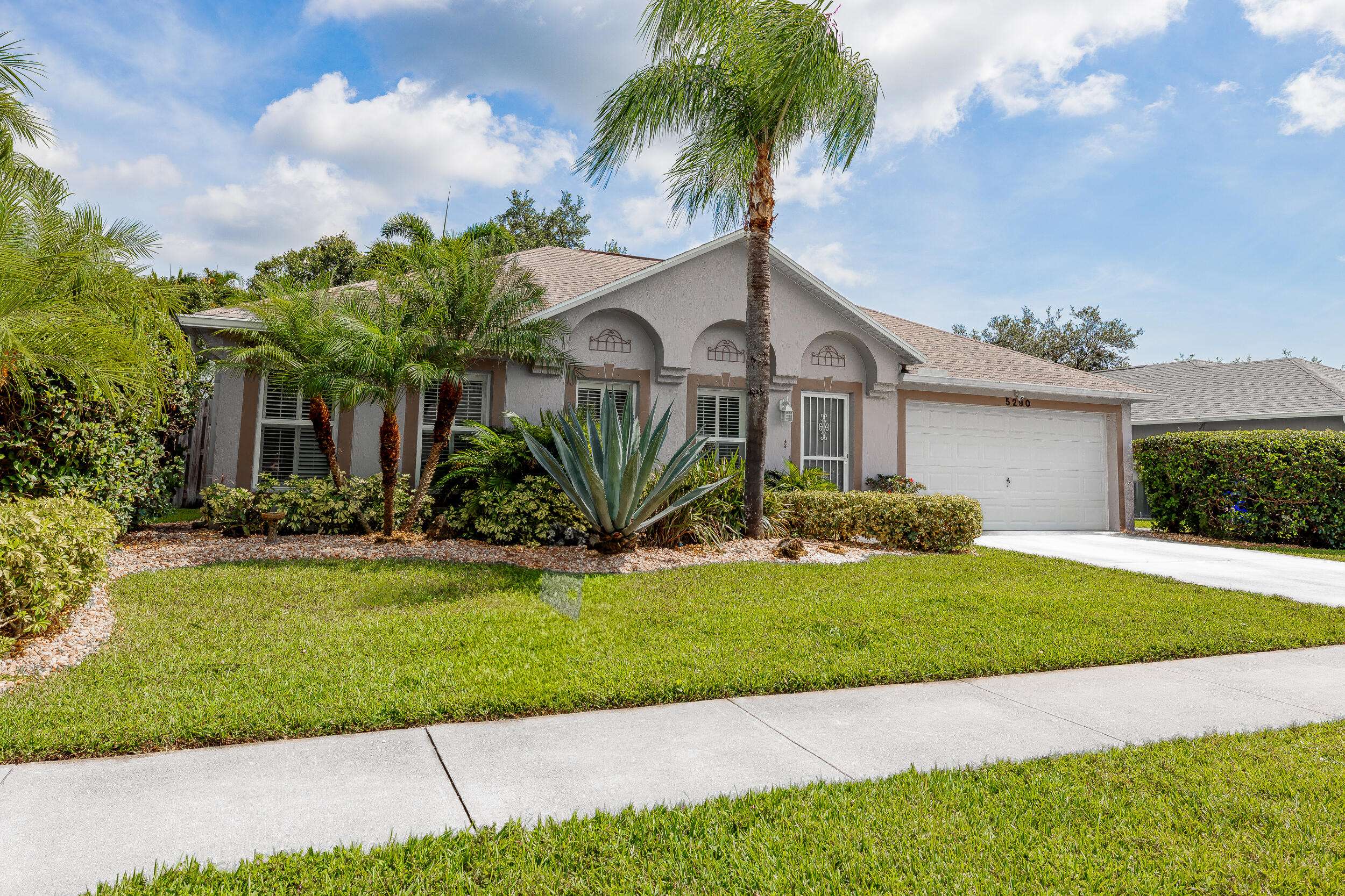 Vero Beach, FL 32966,5290 Compass Pointe CIR