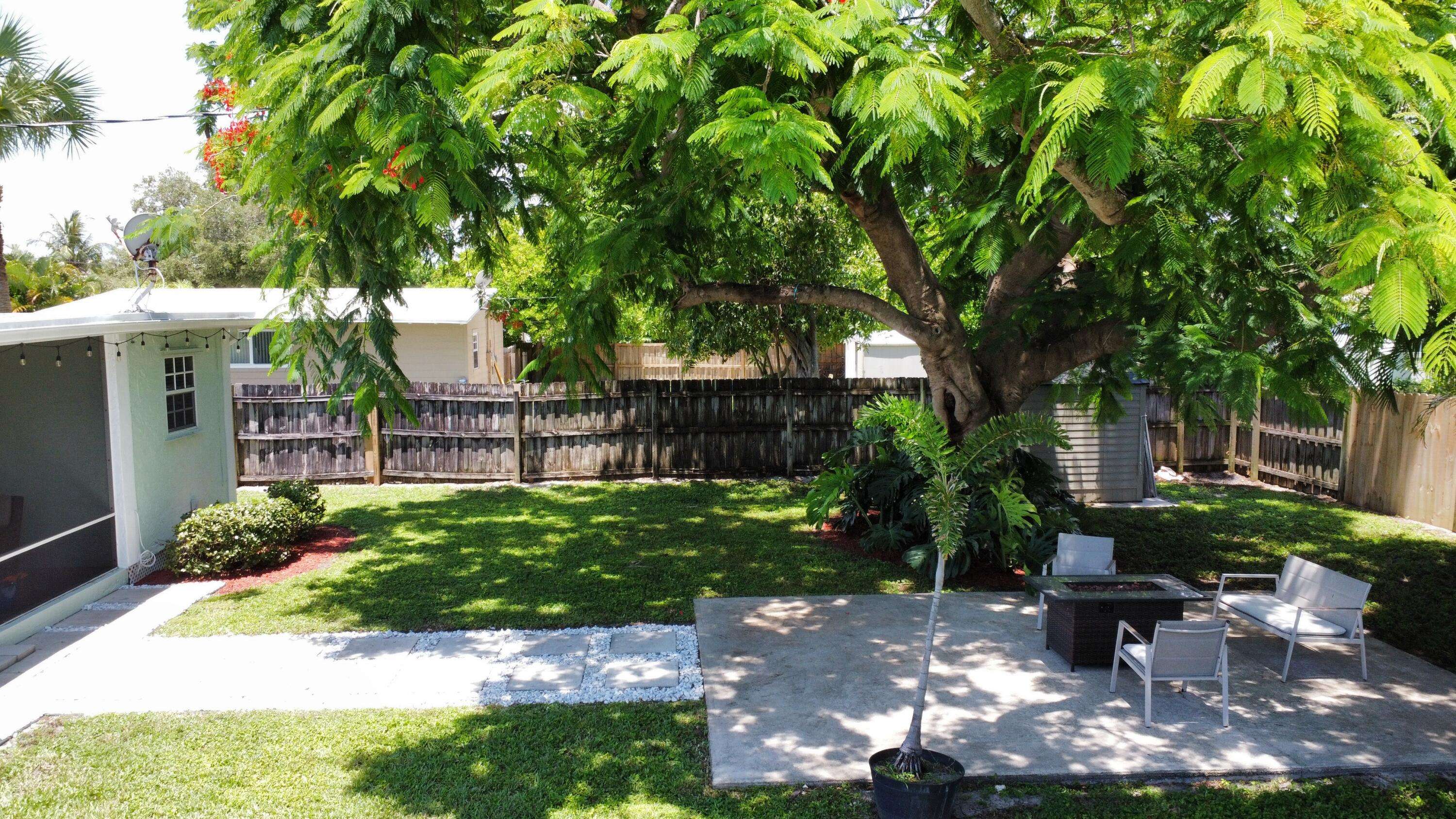 Boynton Beach, FL 33435,111 SW 10th AVE