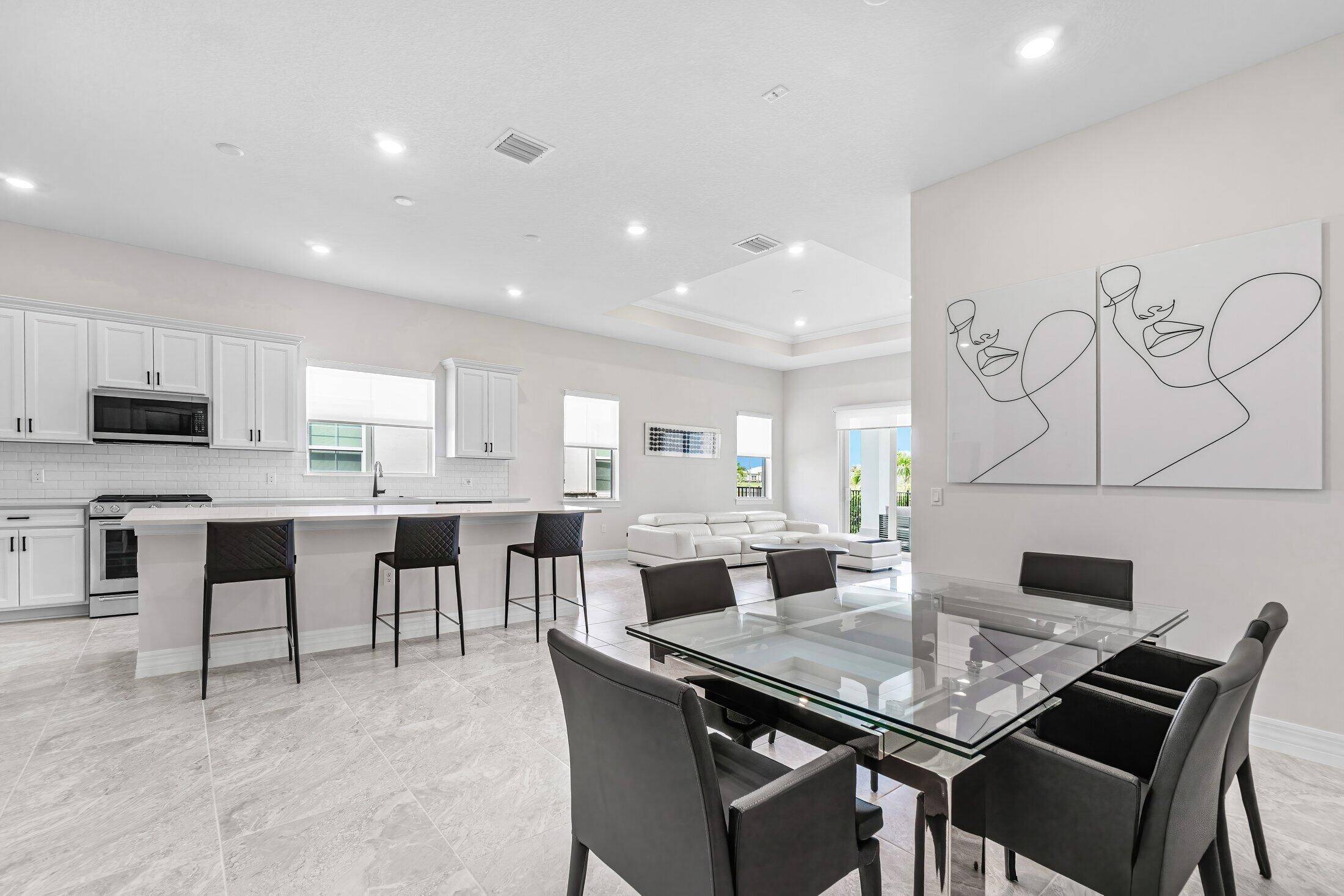 Palm Beach Gardens, FL 33412,12325 Frontline LN