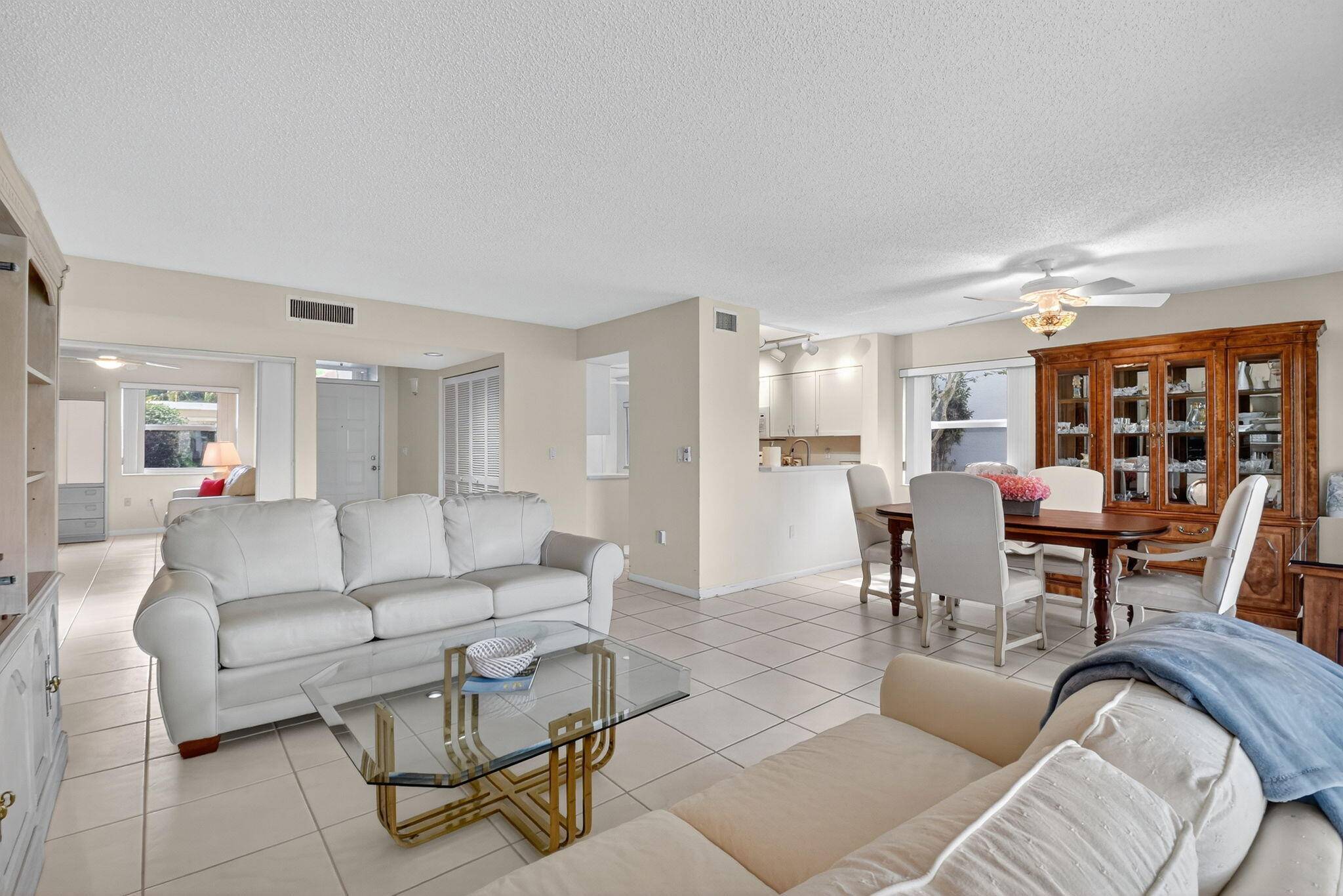 Boynton Beach, FL 33437,7390 Lake Meadow WAY 101