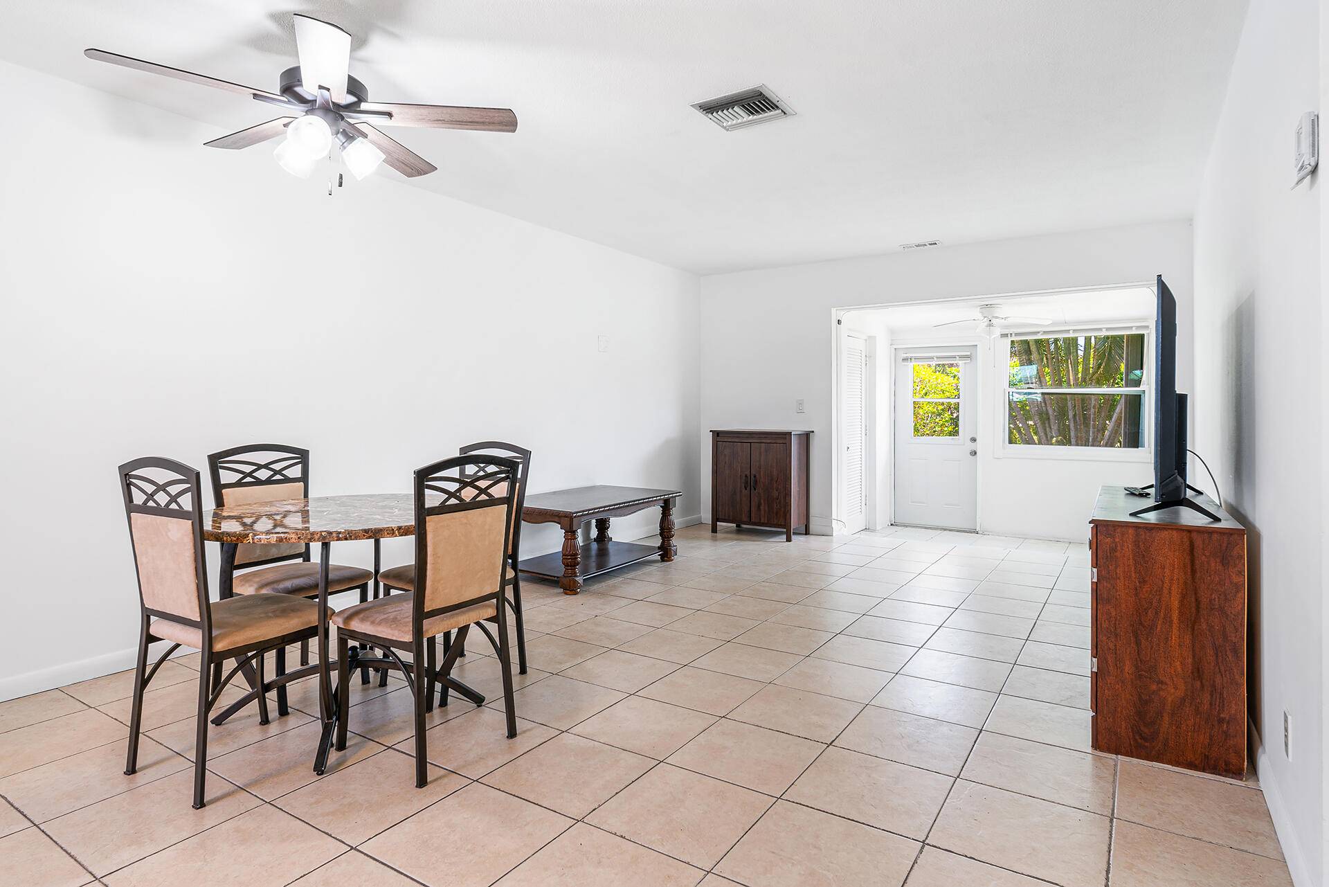 West Palm Beach, FL 33415,2837 W Ashley DR #A