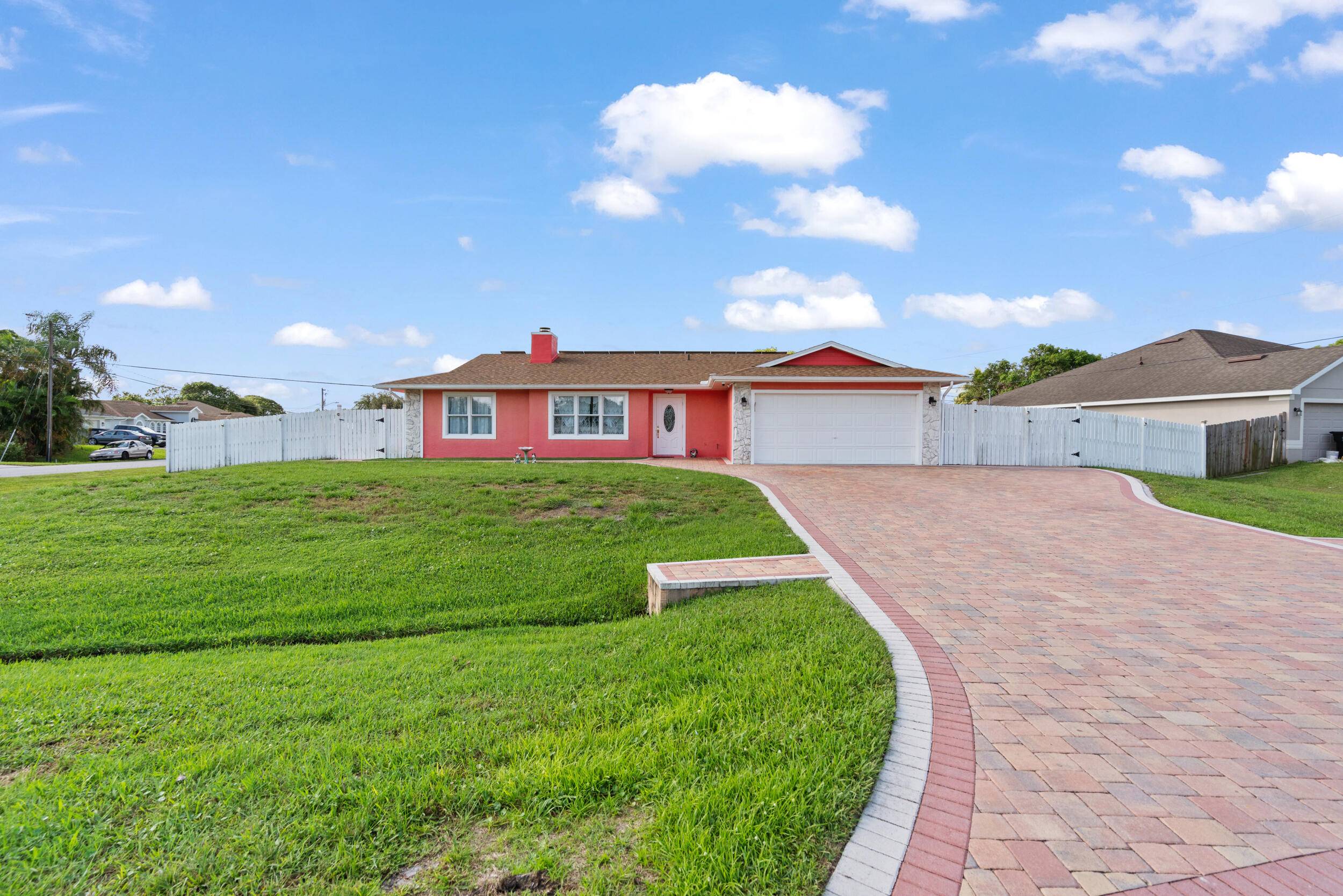 Port Saint Lucie, FL 34984,402 SW Seaflower TER