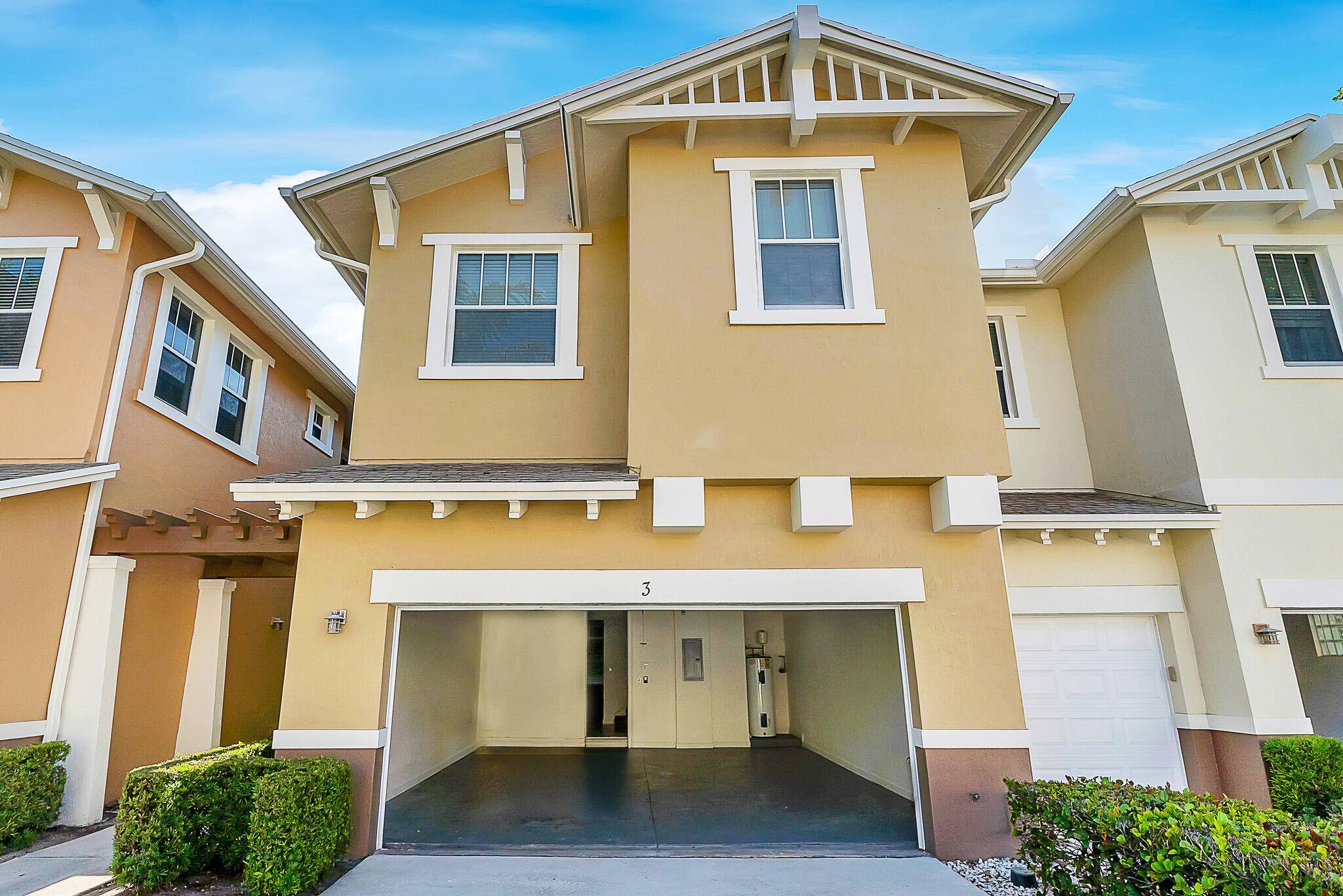 West Palm Beach, FL 33401,601 Pacific Grove DR 3