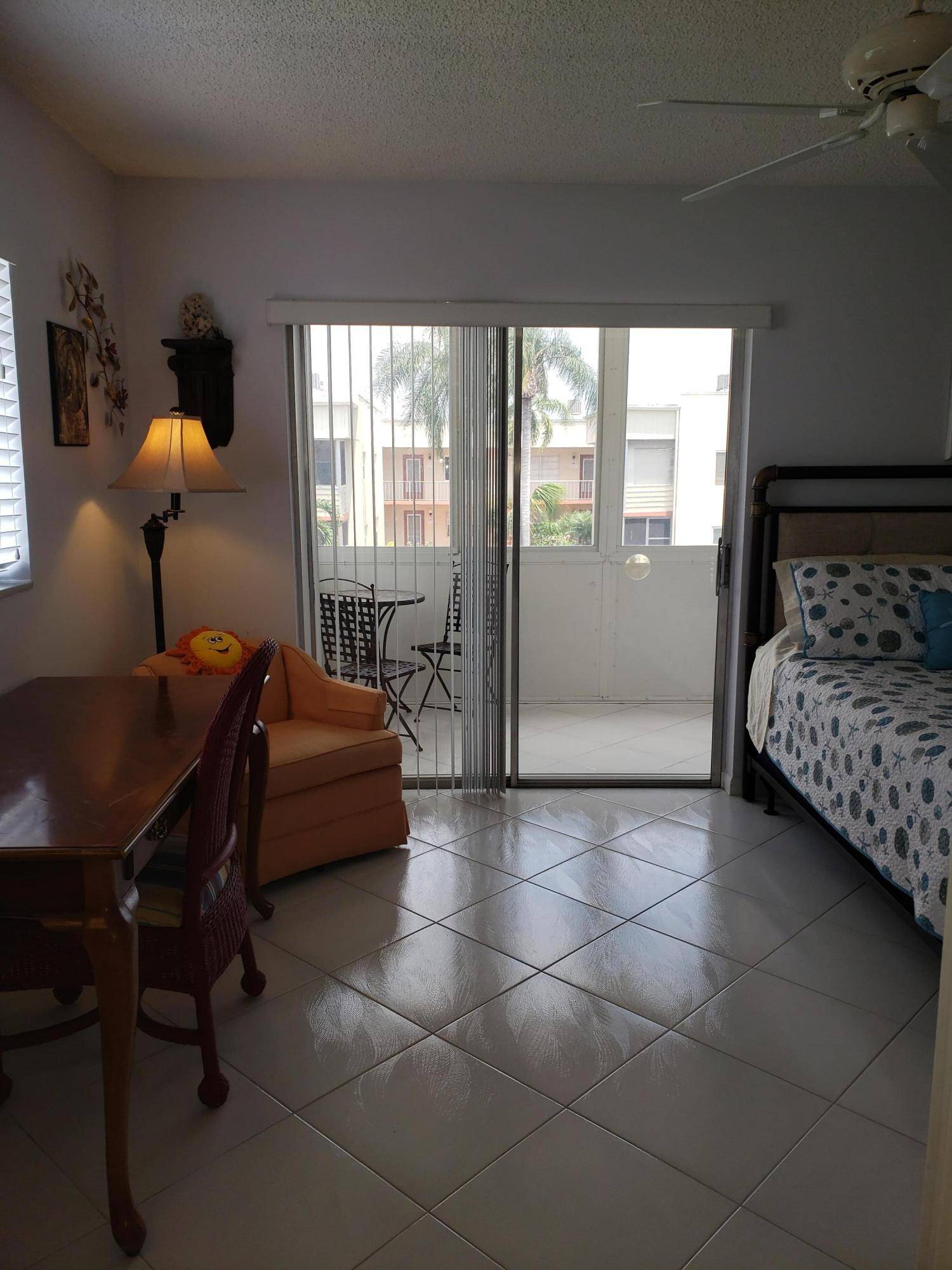 Delray Beach, FL 33484,904 S Flanders