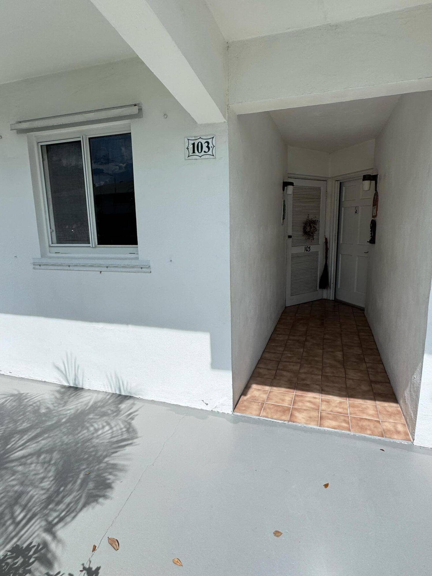 Tequesta, FL 33469,5 Westwood AVE 103d