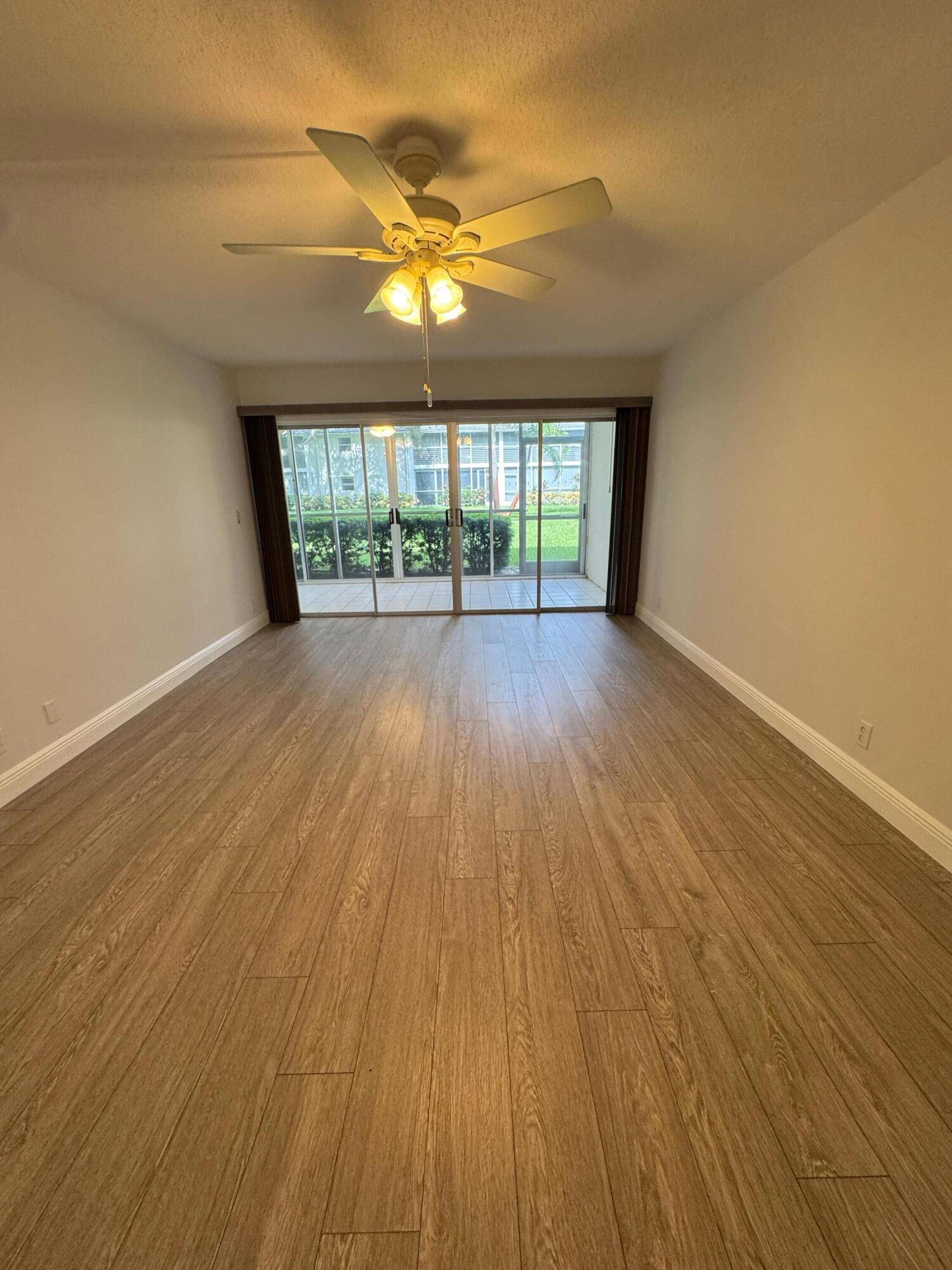 Tequesta, FL 33469,5 Westwood AVE 103d