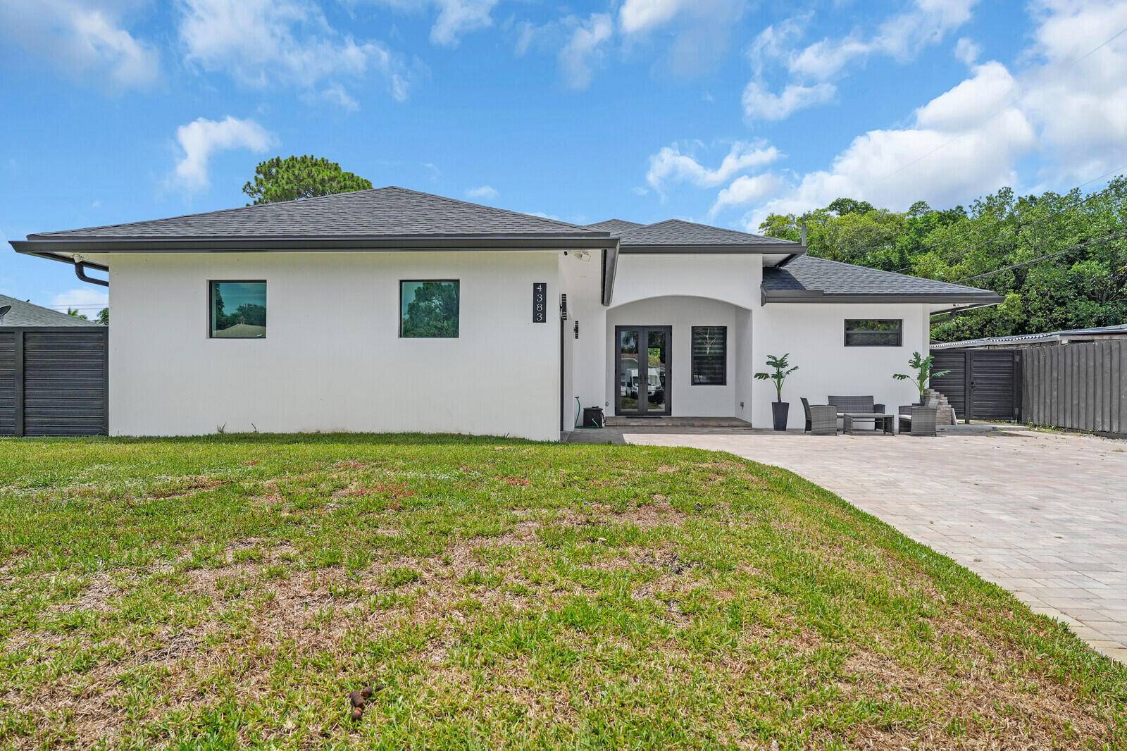 Lake Worth, FL 33461,4383 Steven RD