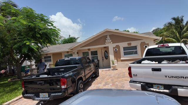 Fort Pierce, FL 34946,108 Fennemore CT