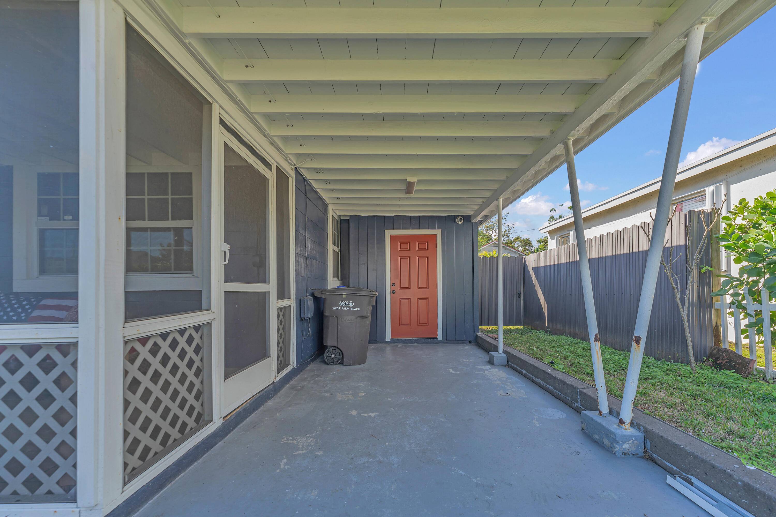 West Palm Beach, FL 33405,818 Kaye ST