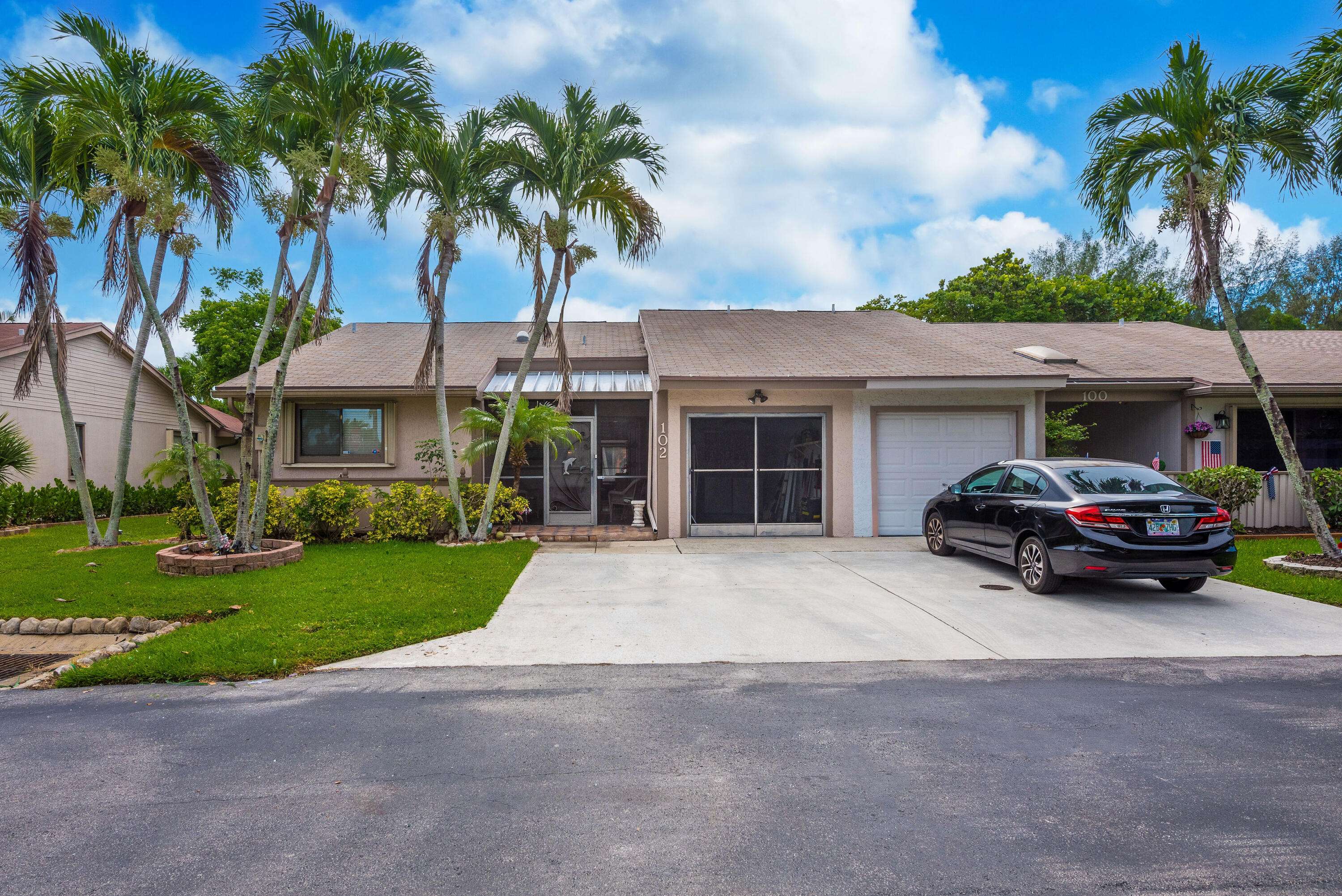 Boynton Beach, FL 33426,102 Mayfair LN H2