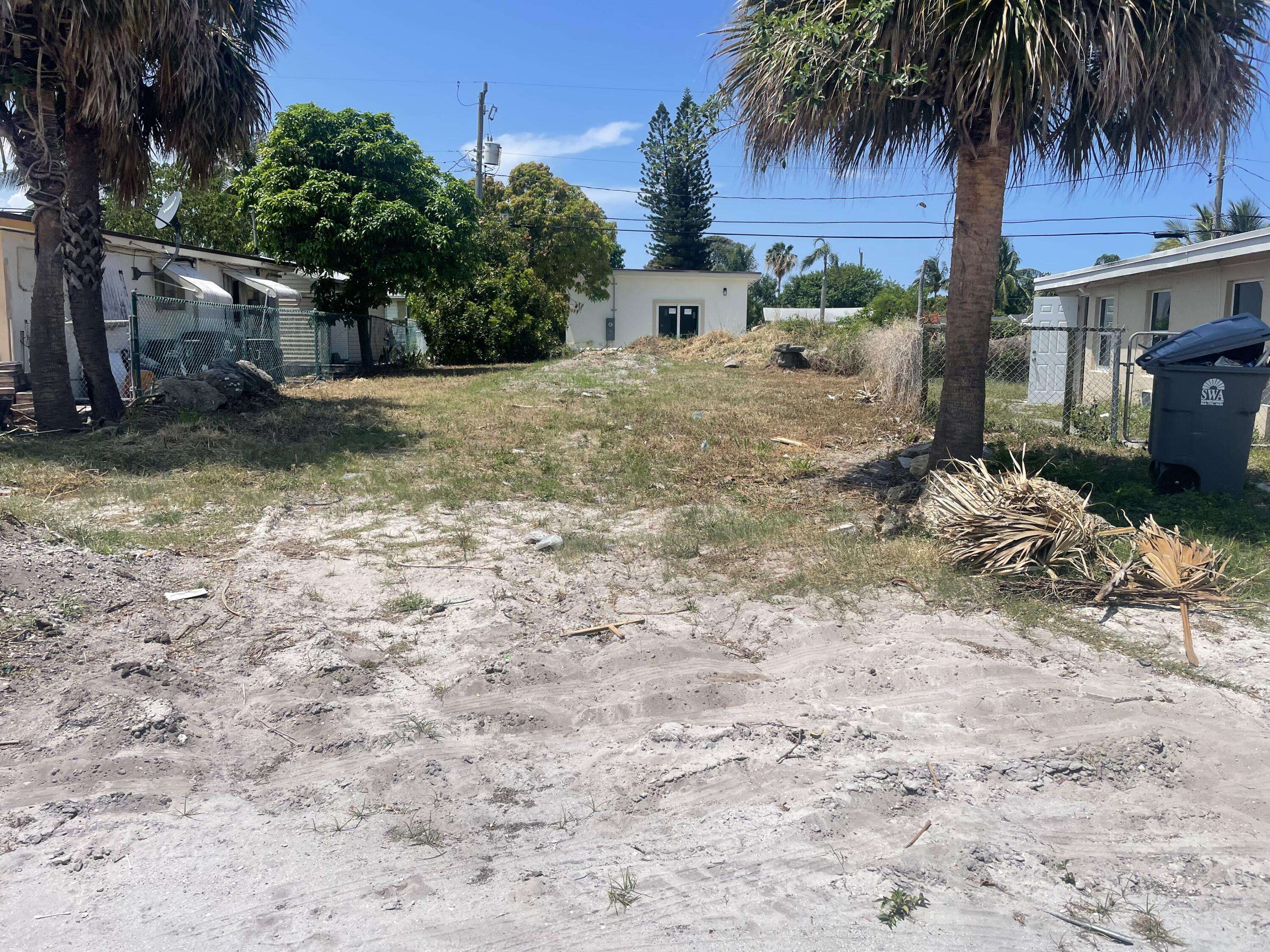 Lantana, FL 33462,00 Highland RD