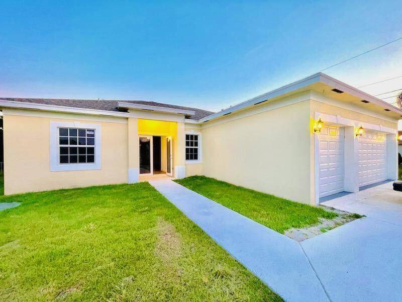 Port Saint Lucie, FL 34953,986 SW College Park RD
