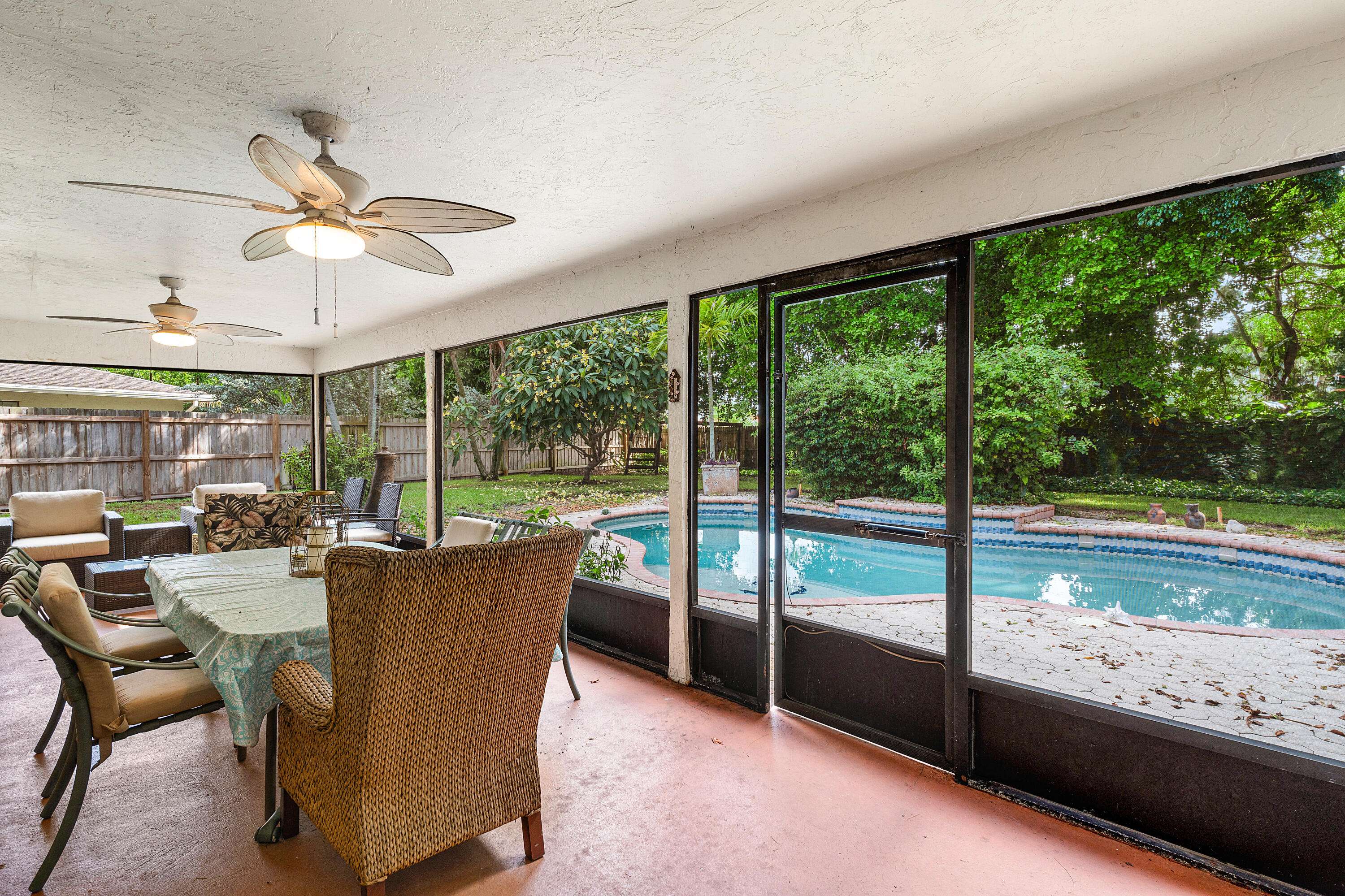 Boynton Beach, FL 33472,8188 E Little Beth DR