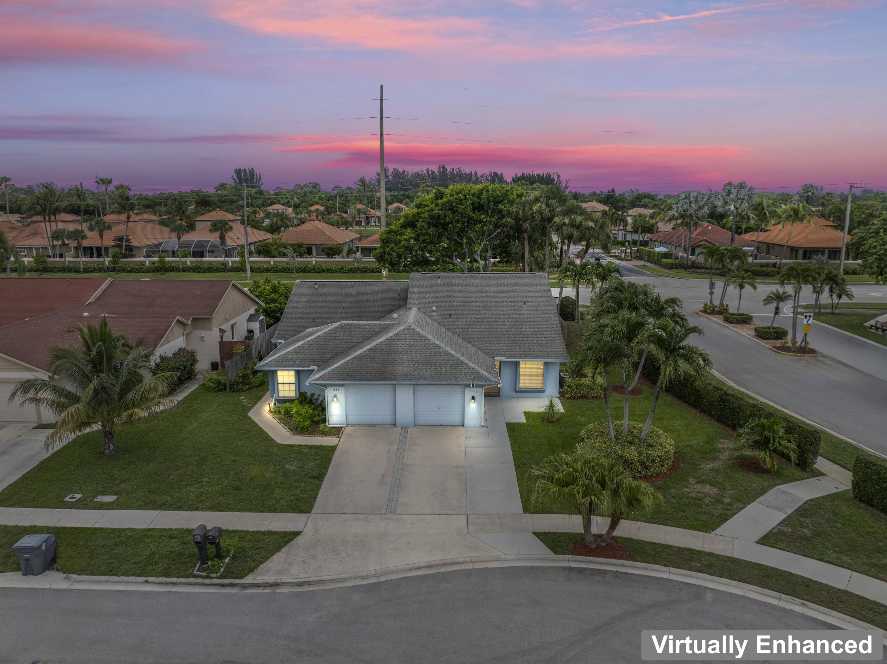 Lake Worth, FL 33463,7952 Aztec CT