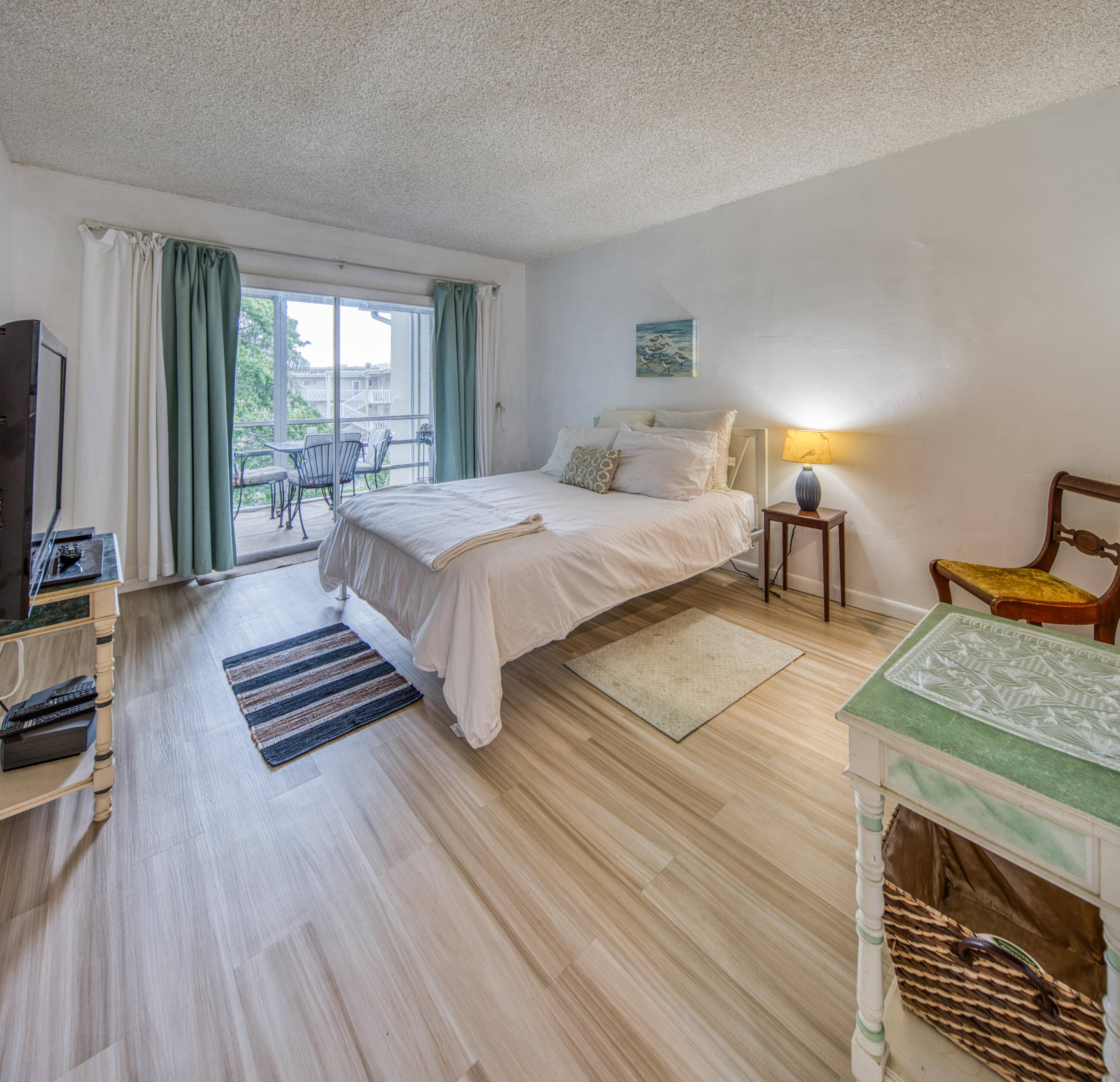 Lake Worth, FL 33461,2615 N Garden DR 308