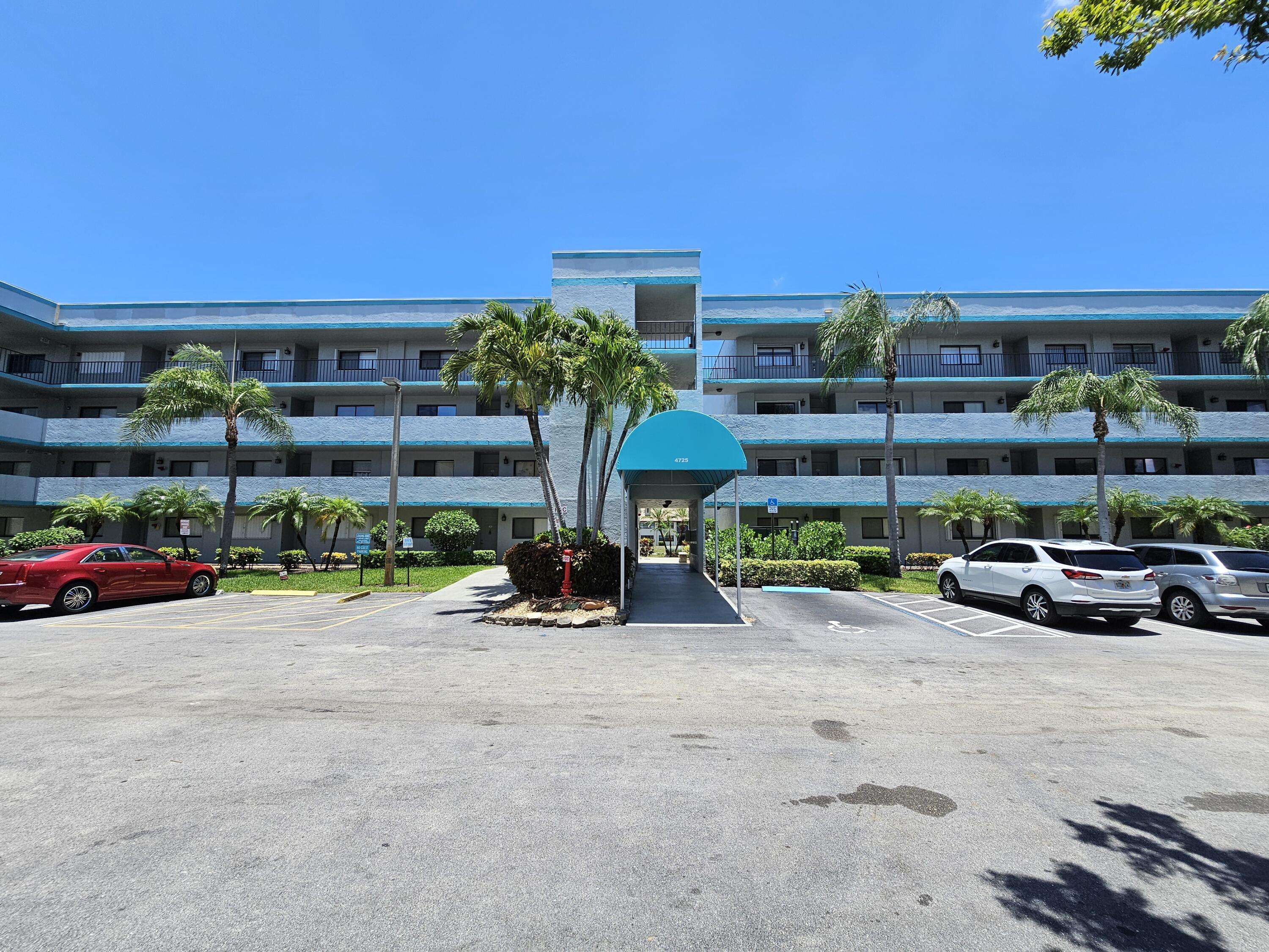 Lake Worth, FL 33467,4725 E Lucerne Lakes BLVD 413