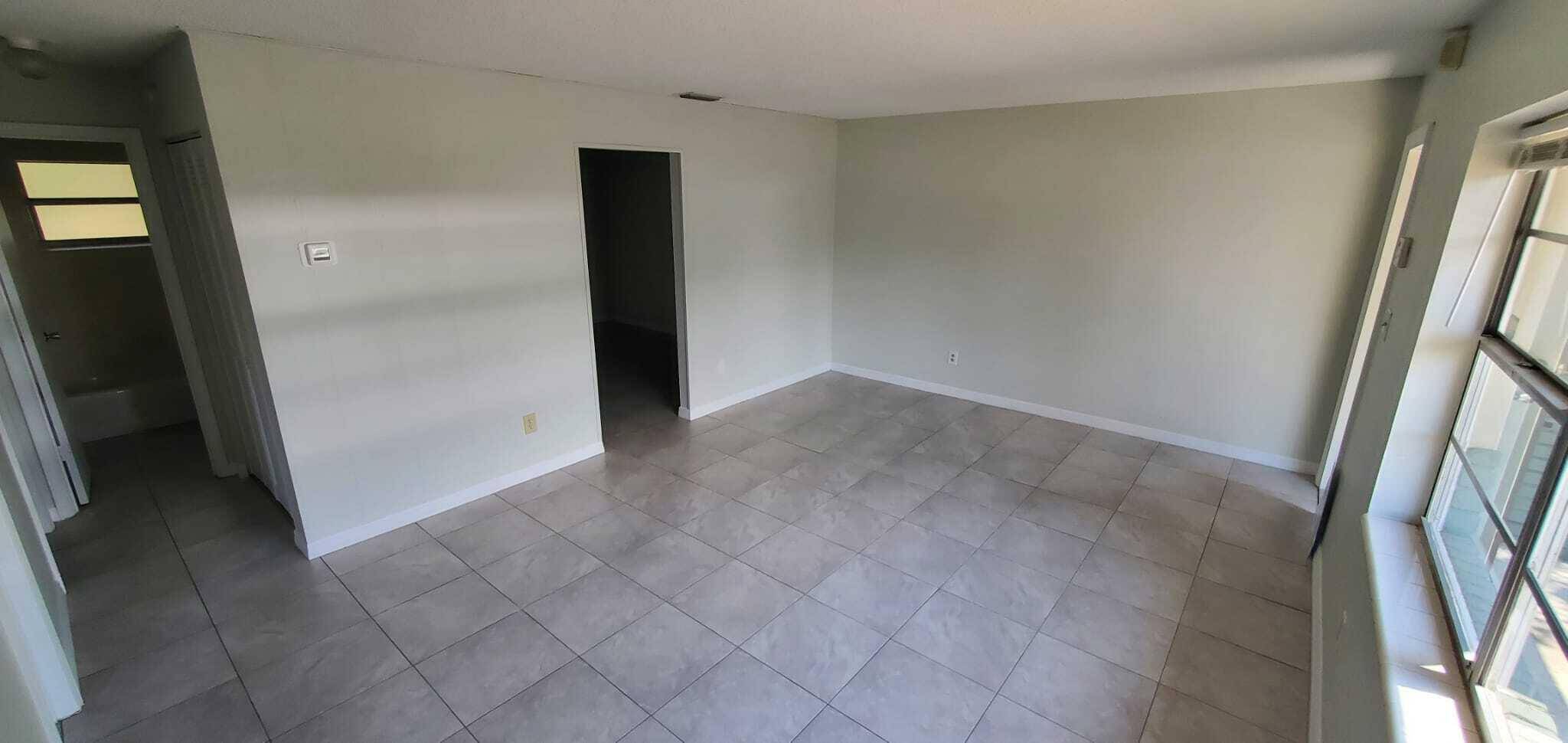 Fort Pierce, FL 34946,2590 Seneca AVE