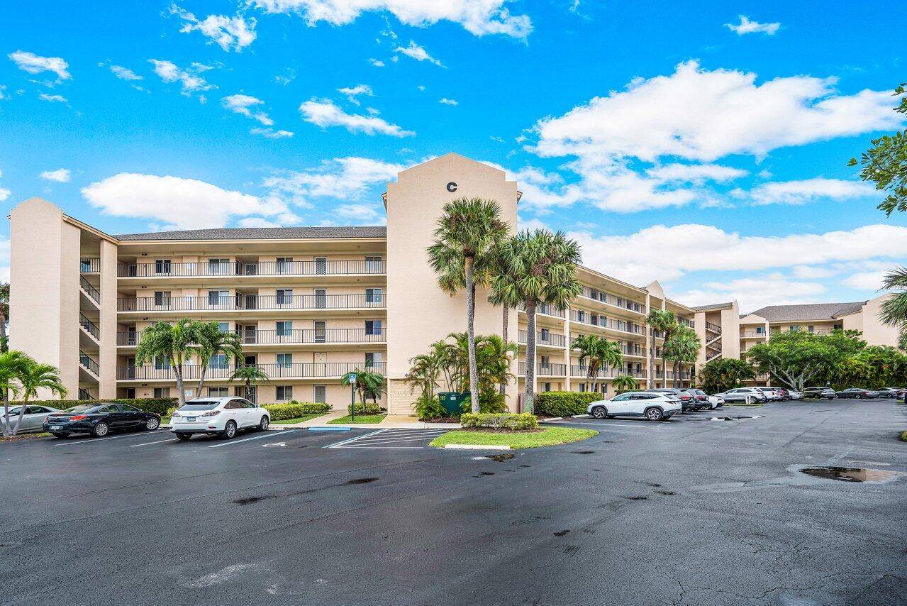 Jupiter, FL 33477,275 Palm AVE C206