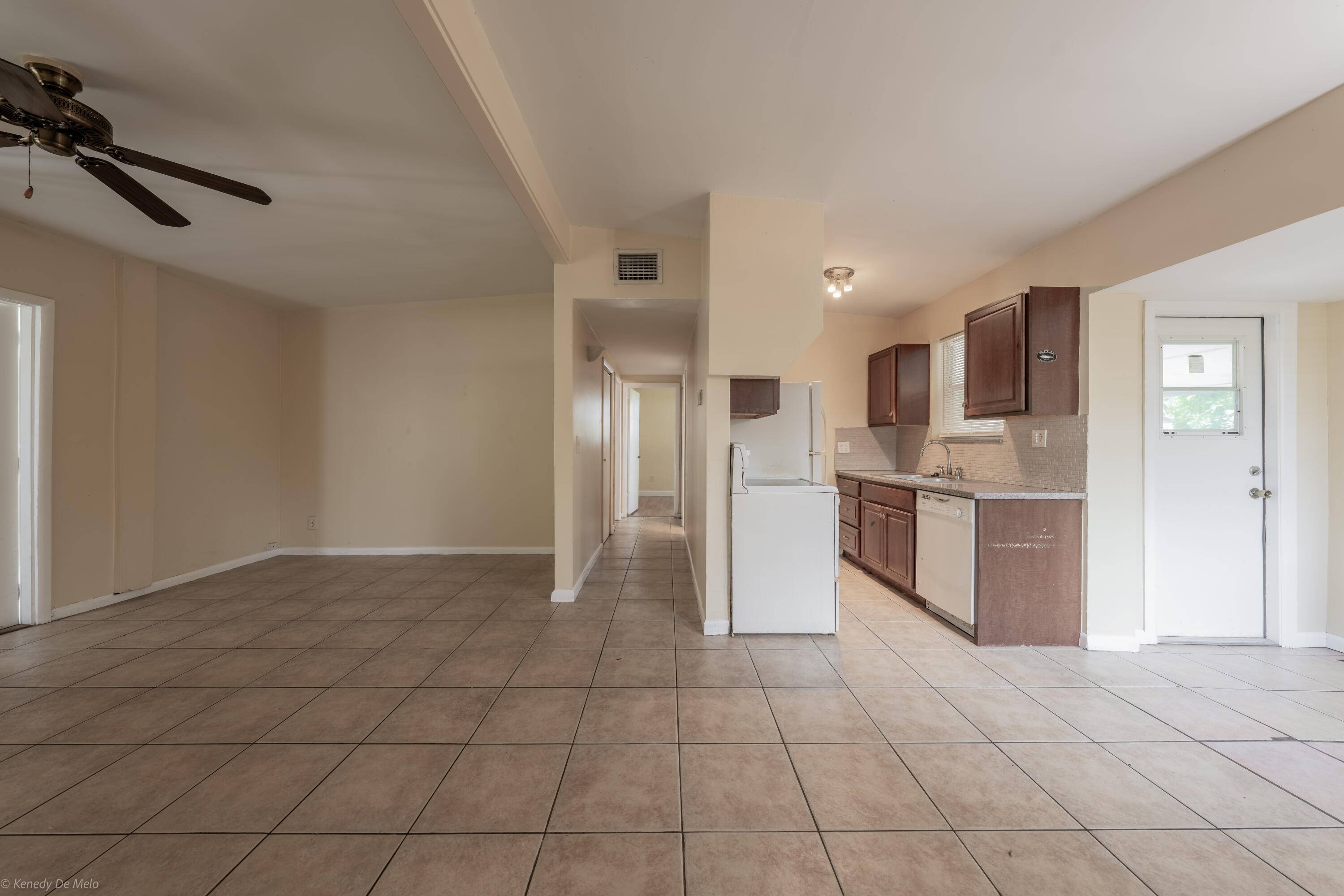 Pompano Beach, FL 33064,5275 NE 16 AVE