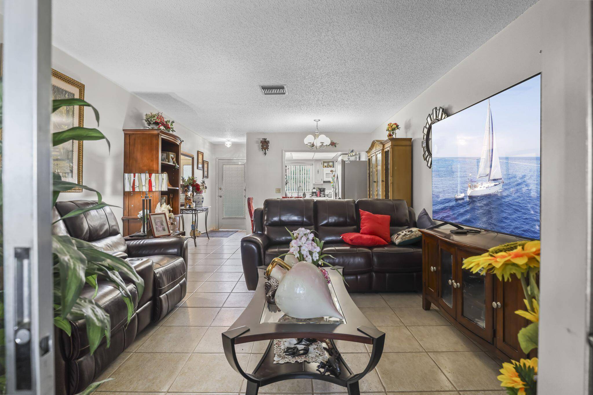 West Palm Beach, FL 33415,2547 W W Emory DR H